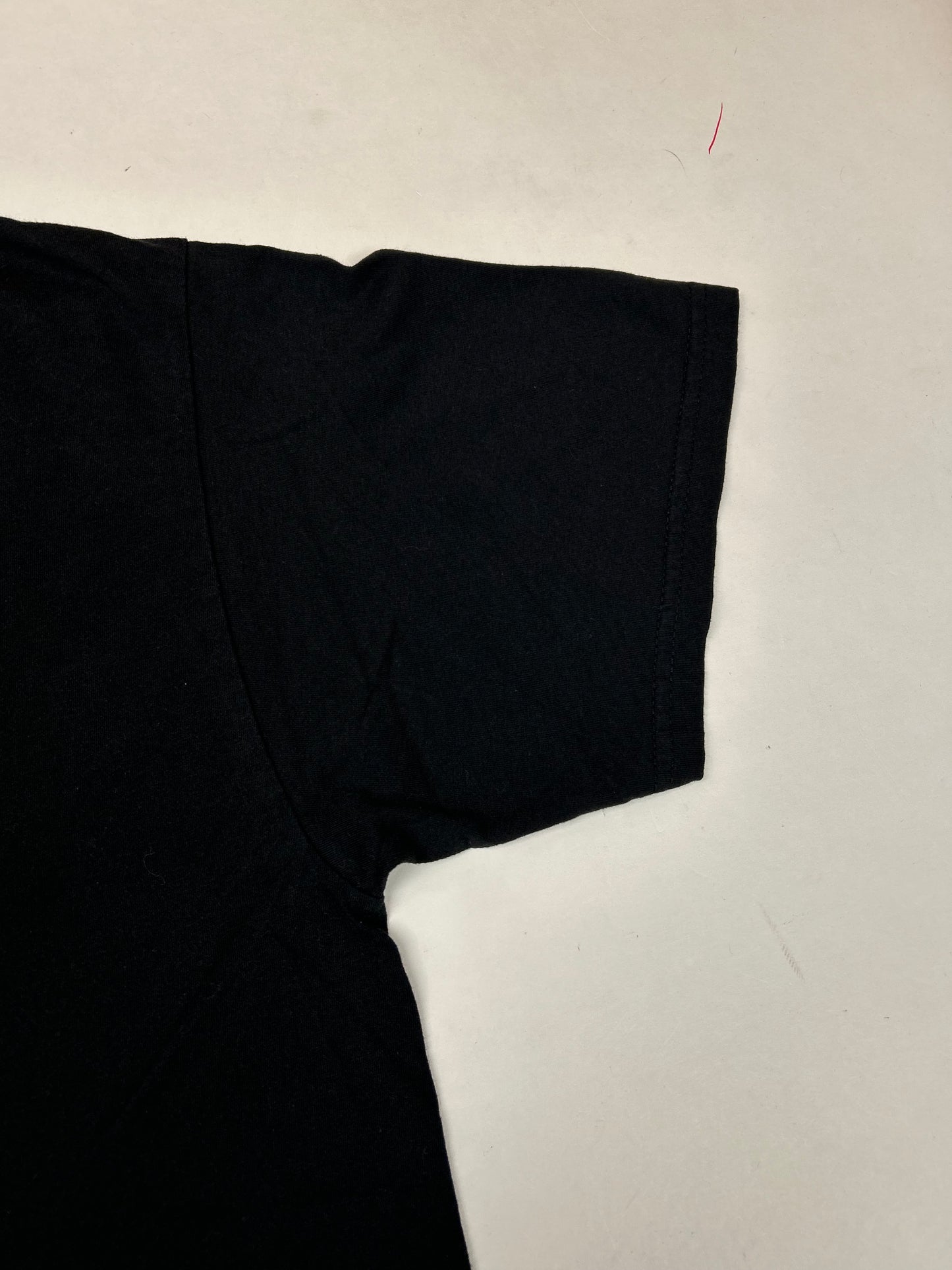 Grenade Arm Yourself Snowboarding Brand Tee XL 23.5x28.75 Inches