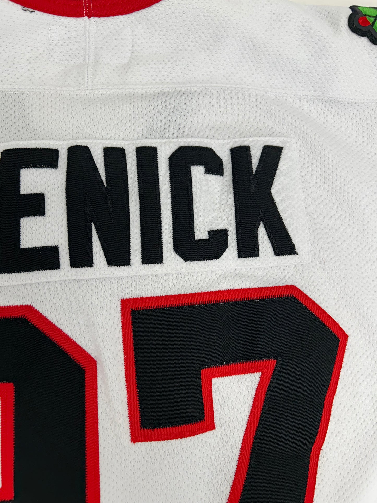 Vintage Starter NHL Chicago Blackhawks Jeremy Roenick Hockey Jersey Men’s Large 28x29.75 Inches