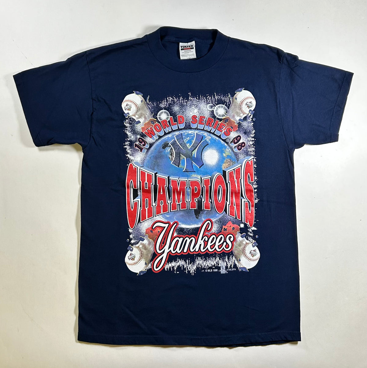 Vintage New York Yankees 1998 World Series Champs Lineup Roster Tee Large 21.25x30.25 Inches