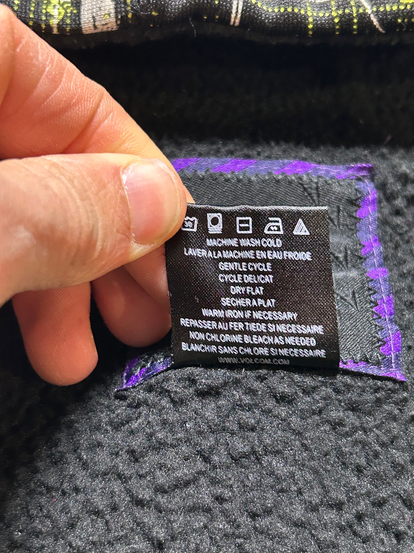 Vintage 00s Volcom Stone Fleeced Lined Zip Up Hooded Sweatshirt Large/Medium Fit 23x29.25 Inches