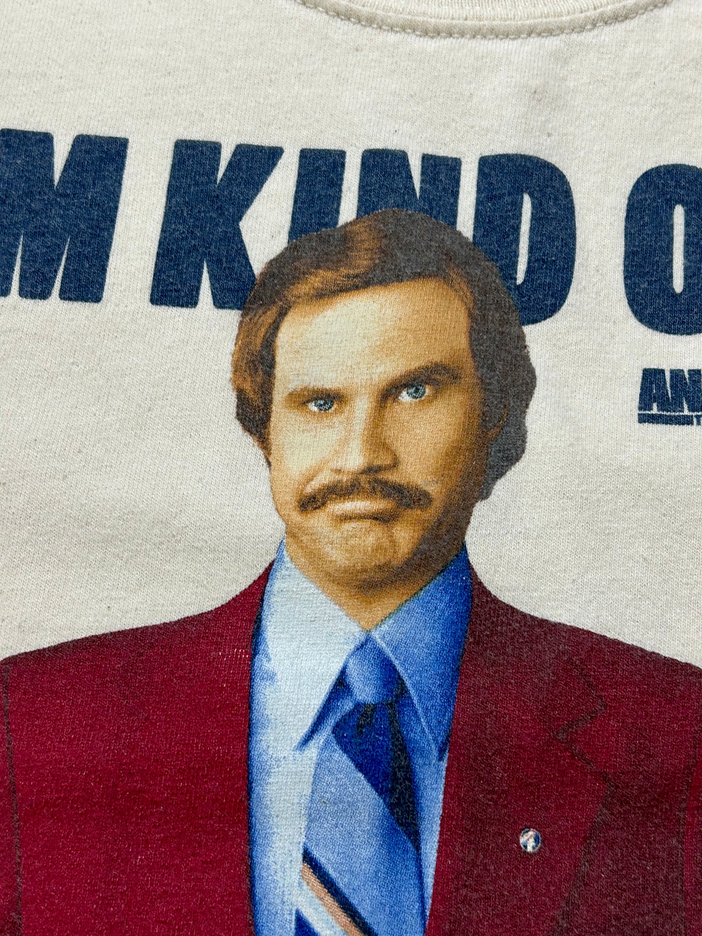 2013 Anchorman Movie Ron Burgandy I'm Kind Of A Big Deal Promo Tee Medium 19.25x27.5 Inches Cream