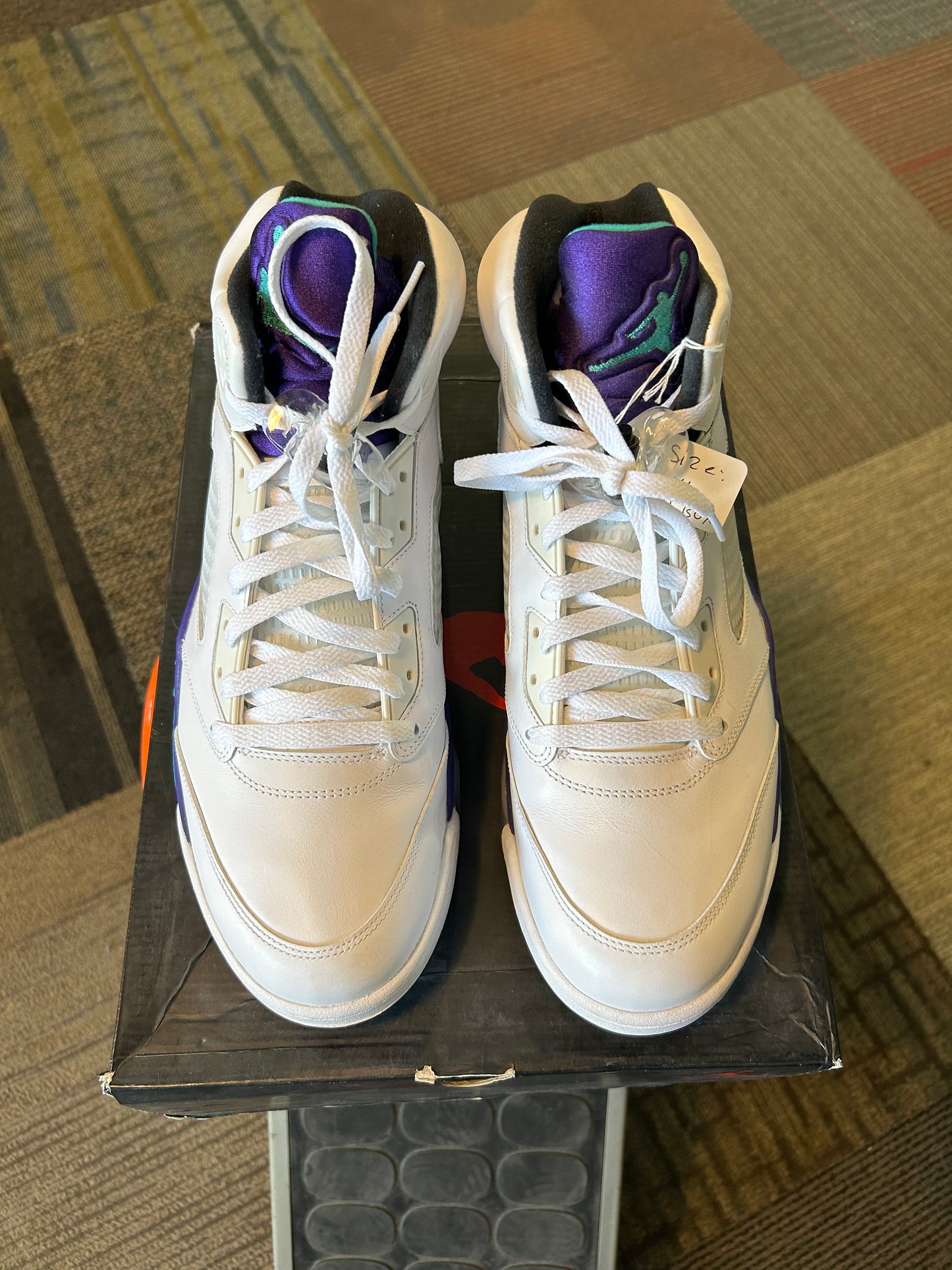2013 Air Jordan Retro 5 Grape Nike Size 14 136027-108 With Box