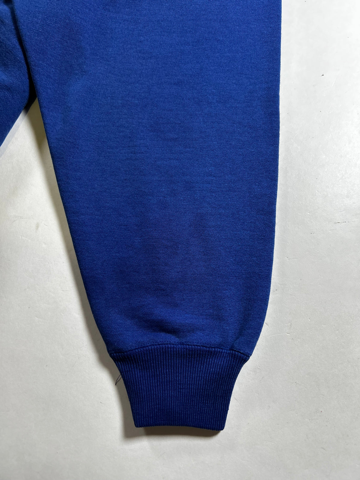 Vintage Logo 7 New York Giants NFL Crewneck Logo Sweatshirt Medium/Small Fit 23.5x25 Inches As Is Has Flaw On Shoulder