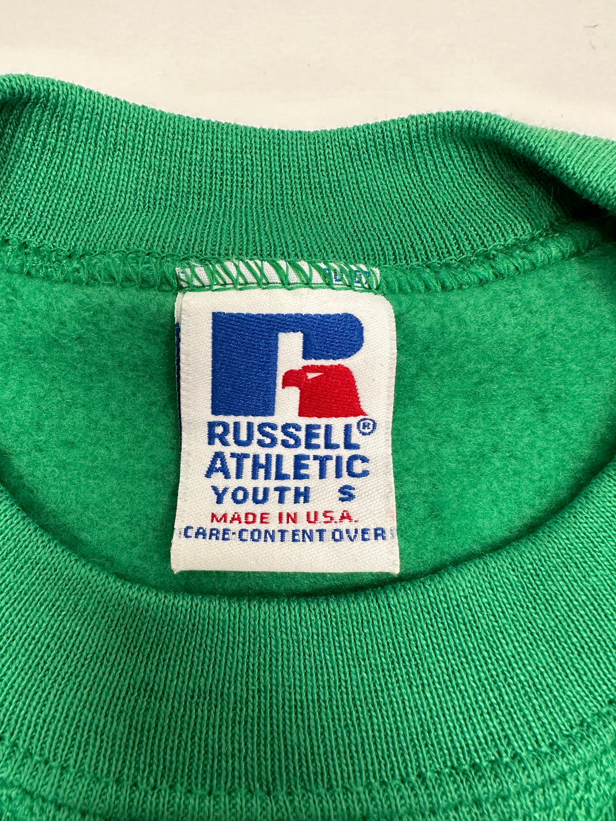 Edgewood NJ “Deeper Than The Roots.” First Edition Crewneck Sweatshirt Tagged Youth Small 90s Russell Athletic 50/50 Blend Made In USA DS Kelley Green 17x19