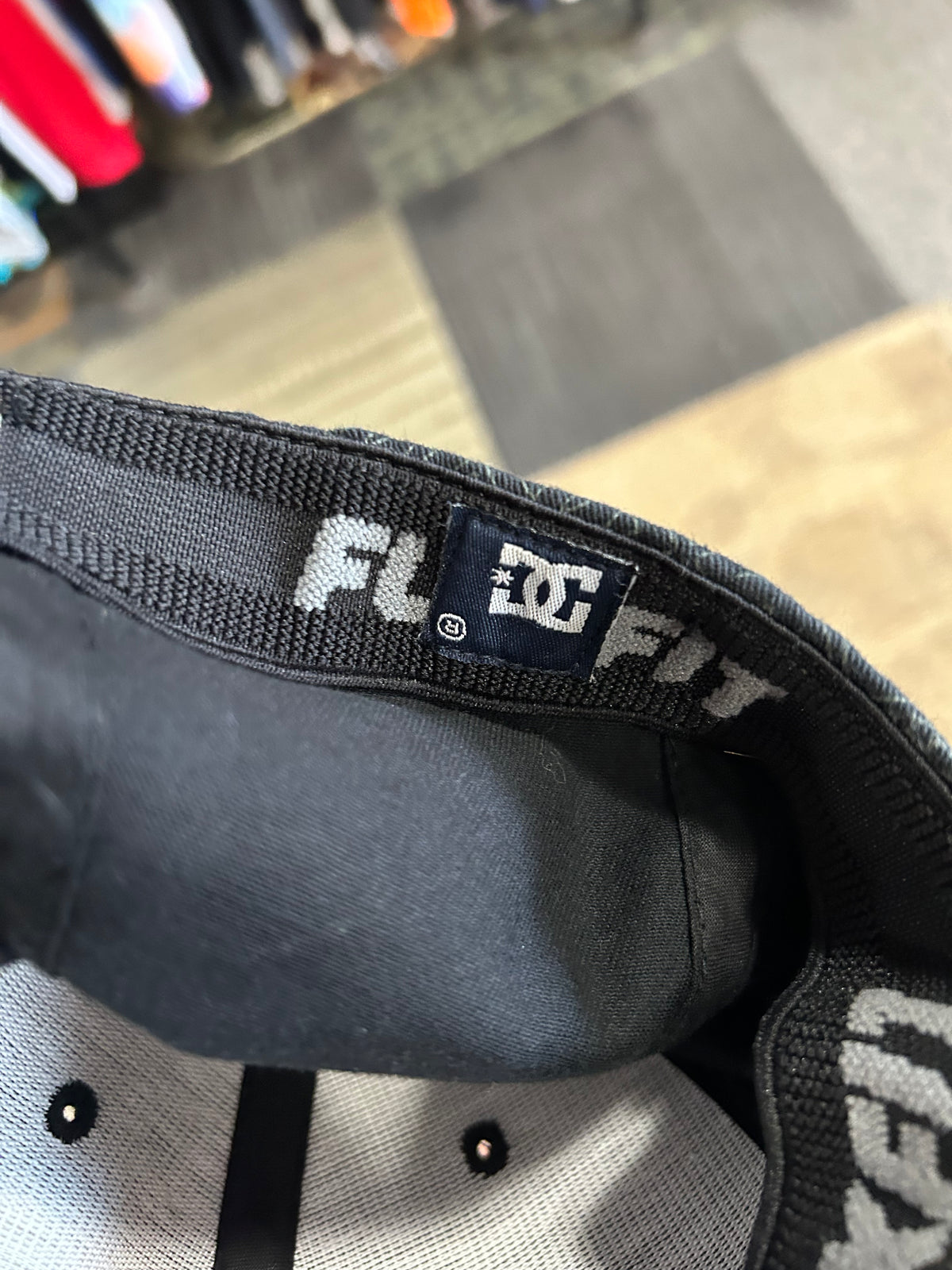 Vintage 2000s DC Shoes All Over Repeat Logo FlexFit Hat Small/Medium Fit
