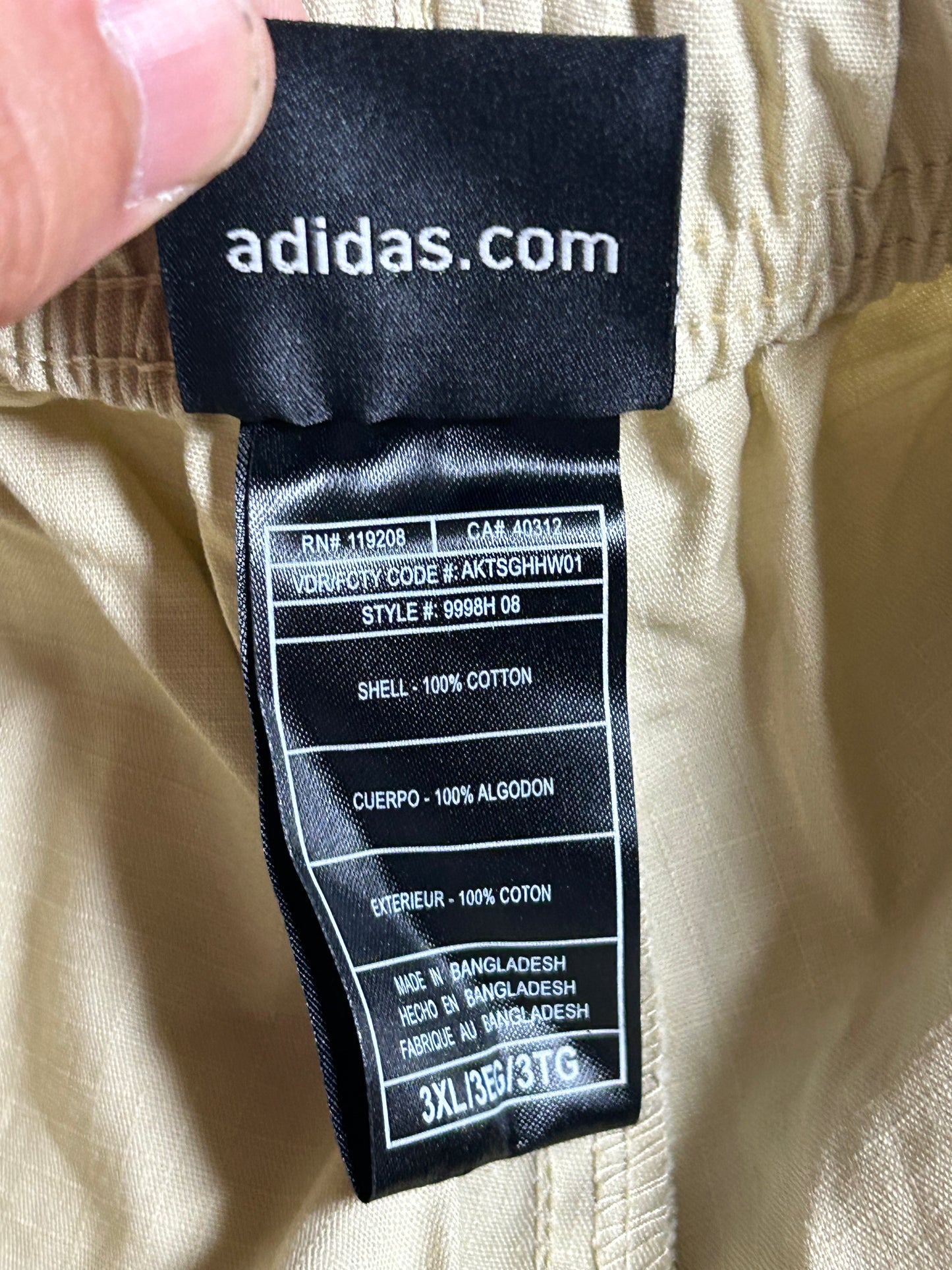 Adidas New York Knicks Shorts Cargo NBA Tan Has Sticker 3XL 21.5x24.5 Inches