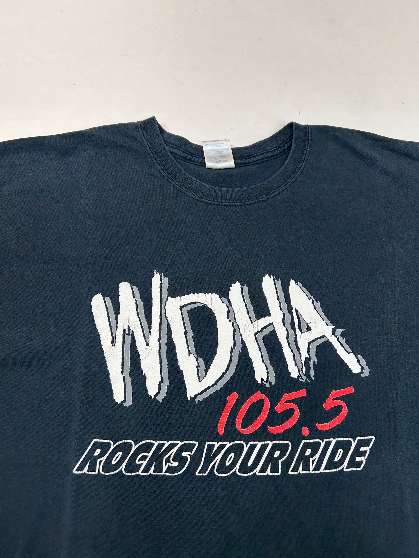 Vintage 00s WDHA 105.5 Rocks Your Ride Driven By Dover Nielsen Automotive Group Promo Tee XL