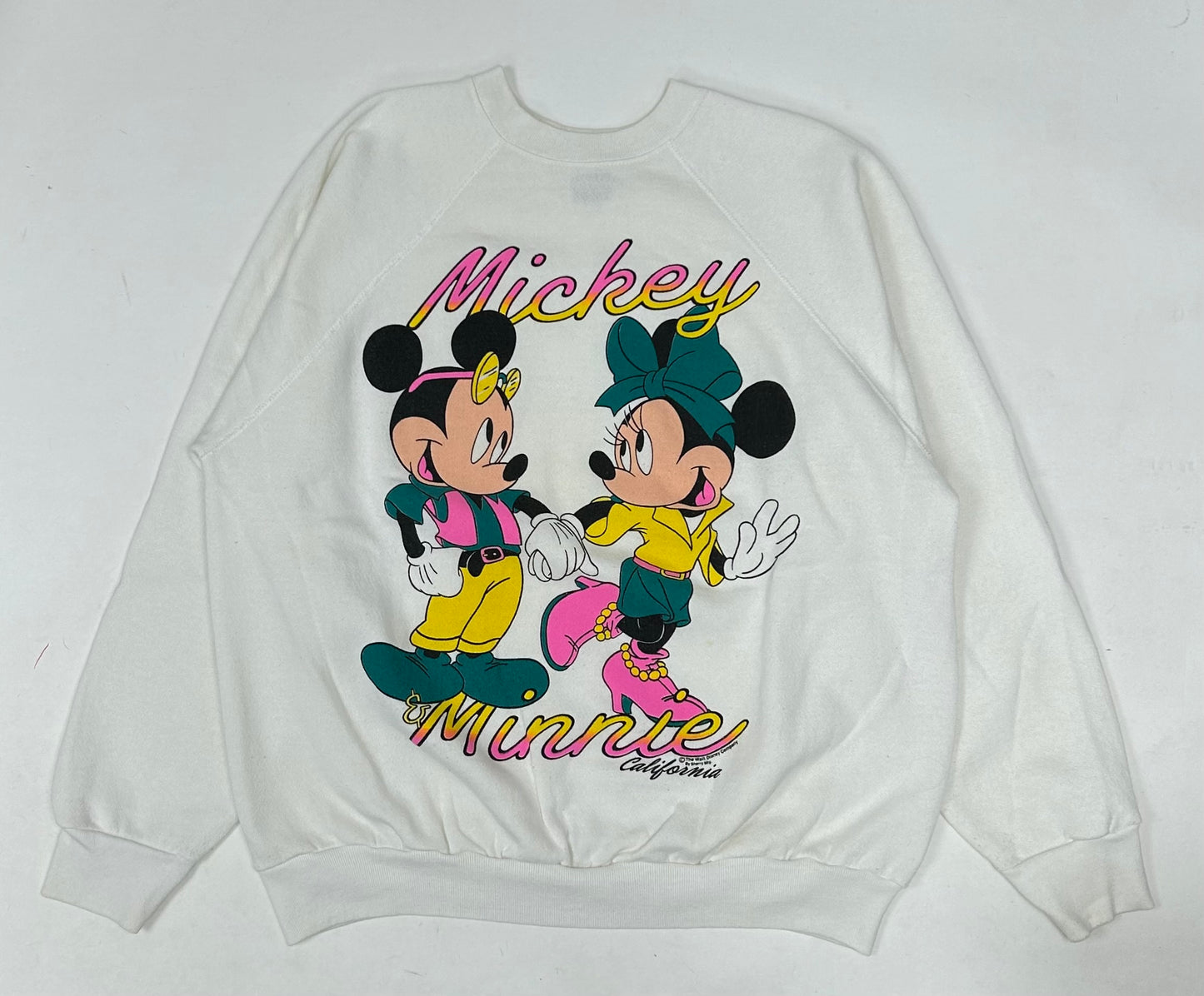 Vintage Disney Mickey & Minnie Mouse California The Walt Disney Company Crewneck