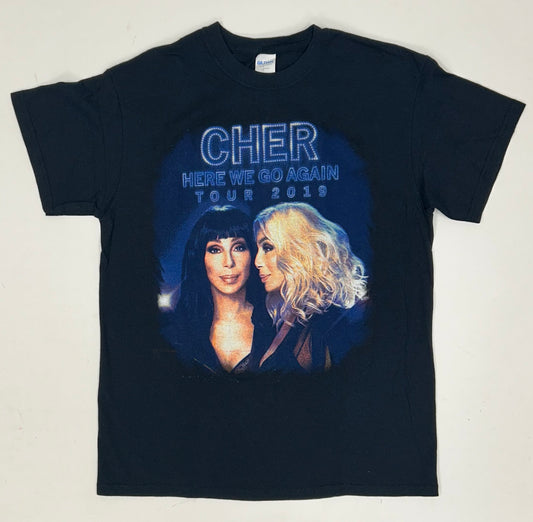 Cher Here We Go Again Tour 2019 Music Tee Parking Lot Shirt Medium 19.75x27.25 Inches