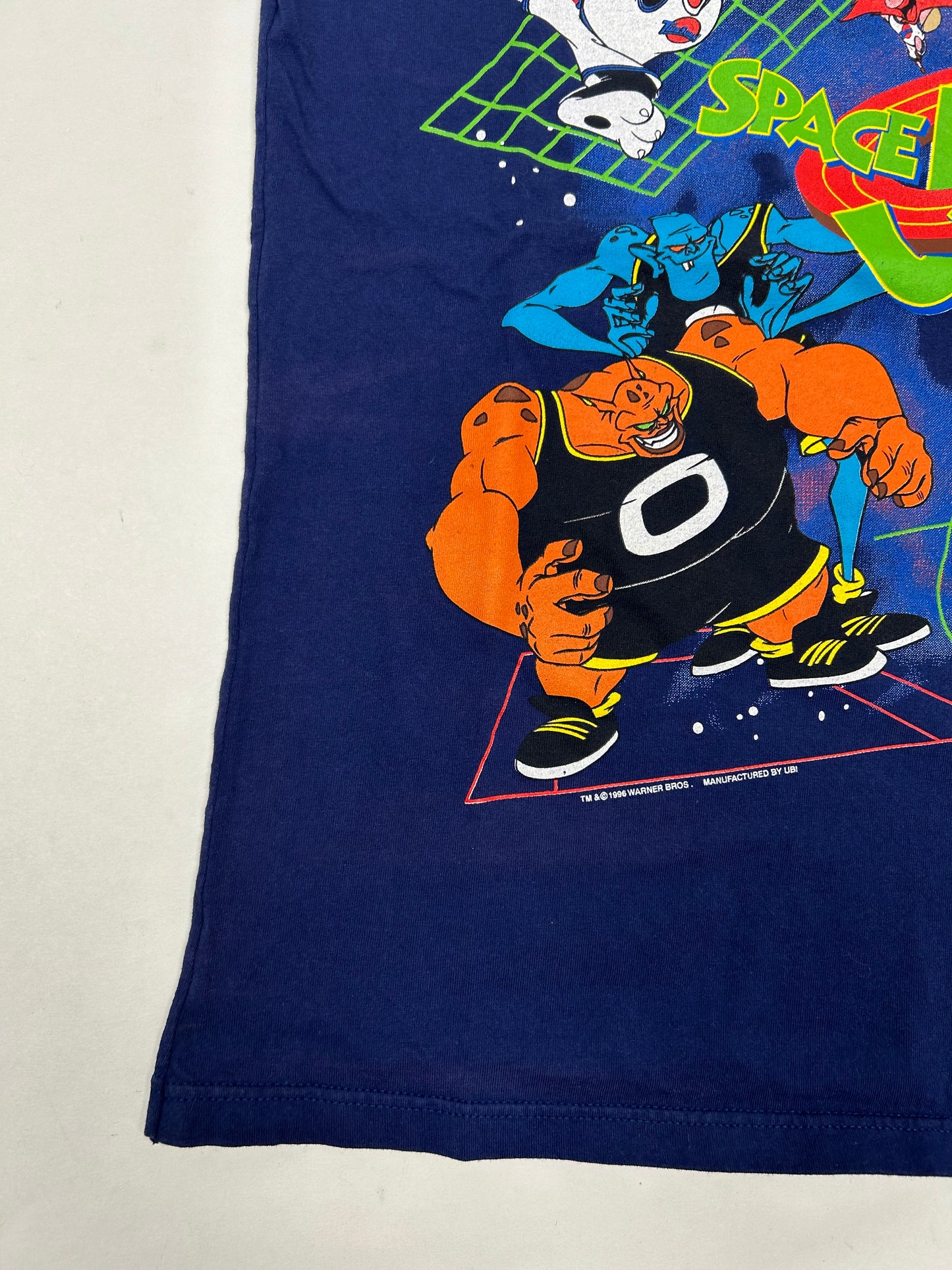 Vintage Space Jam Movie Promo Looney Tunes Warner Bros 1996 Tee Large 21.75x28.5 Inches