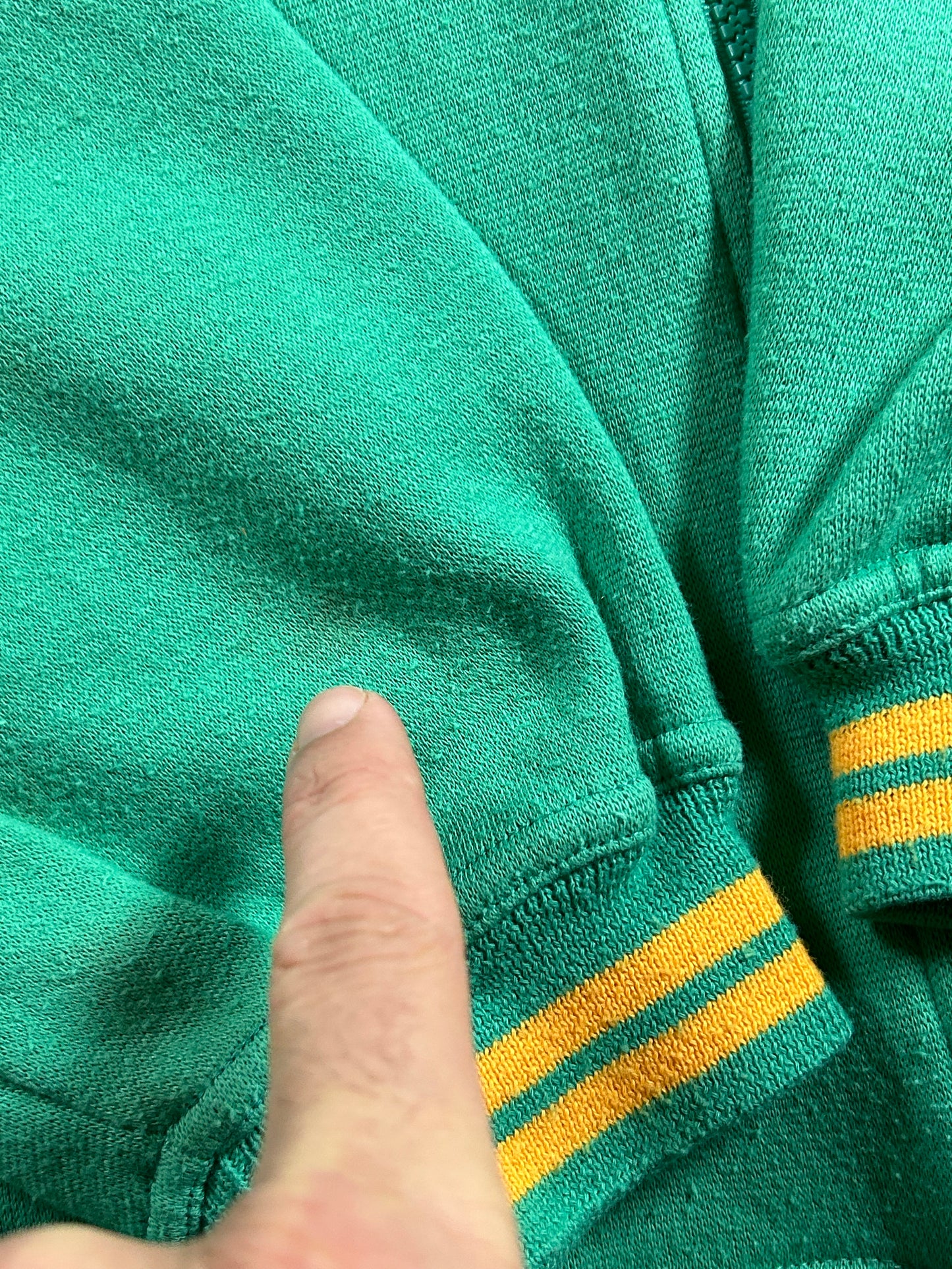 Vintage Nike Rock-it Cargo Air & Sea Force Air Zip Sweatshirt Green M/S 23.25x25 Inches
