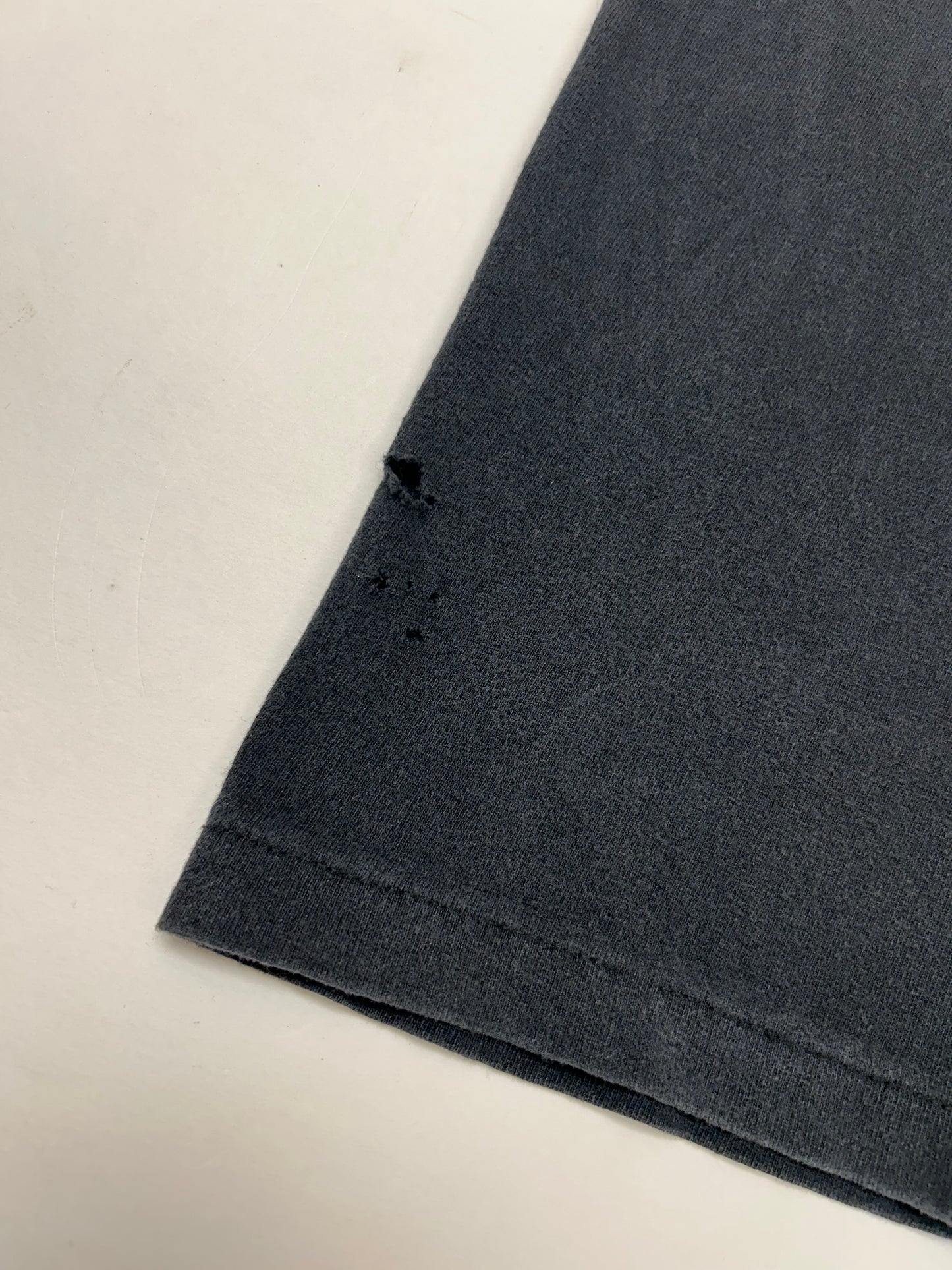 Vintage 2000s DGK Dirty Ghetto Kids Sky’s Not The Limit Skate Tee Skateboarding XL 23.5x30 Inches