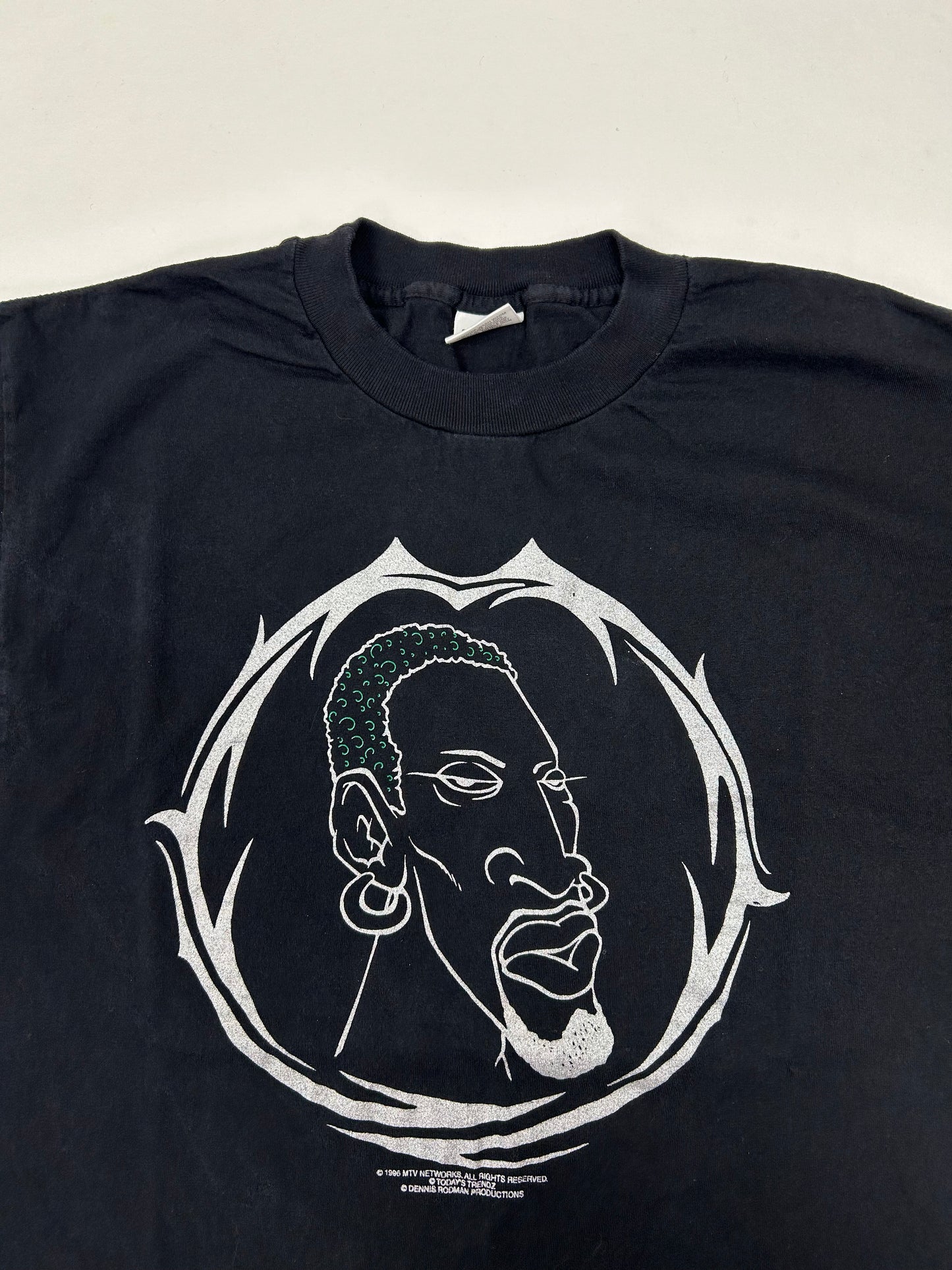 Vintage Dennis Rodman MTV World Tour 1996 Promo Tee Large 21.25x29.75 Black Shirt