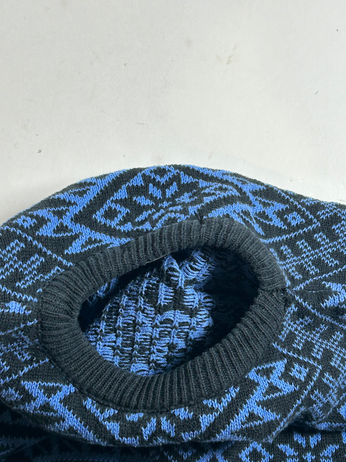Vintage Calvin Klein Sport Petite Blue Black Geometric 90s USA Made Small Women’s 19x22 Inches