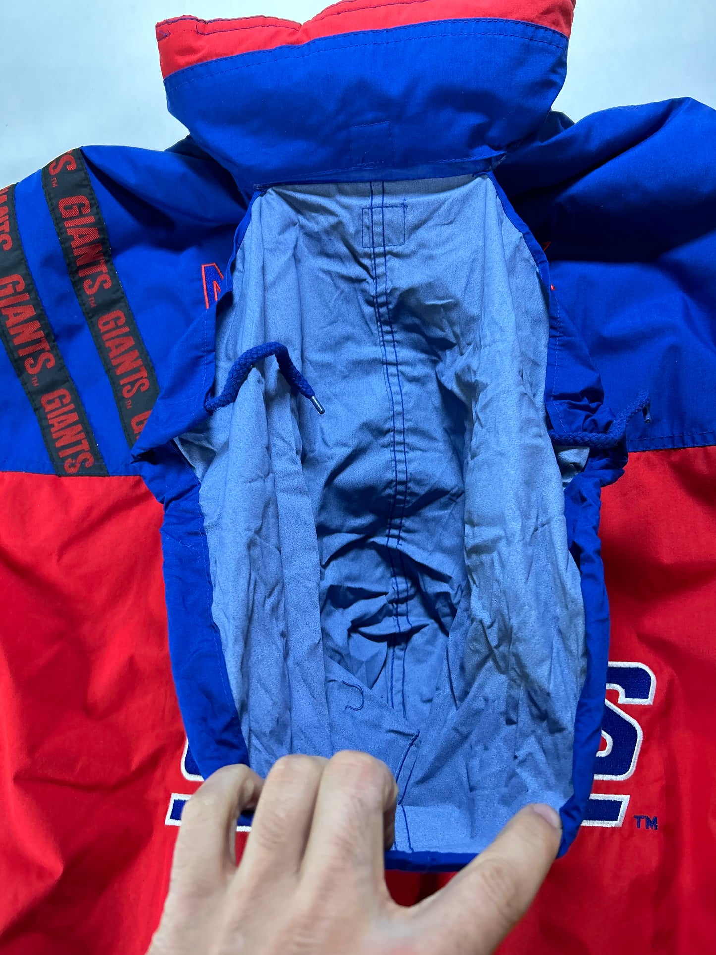 Vintage New York Giants NFL Puffer Packable Hood Jacket Large 25.75x29 Inches