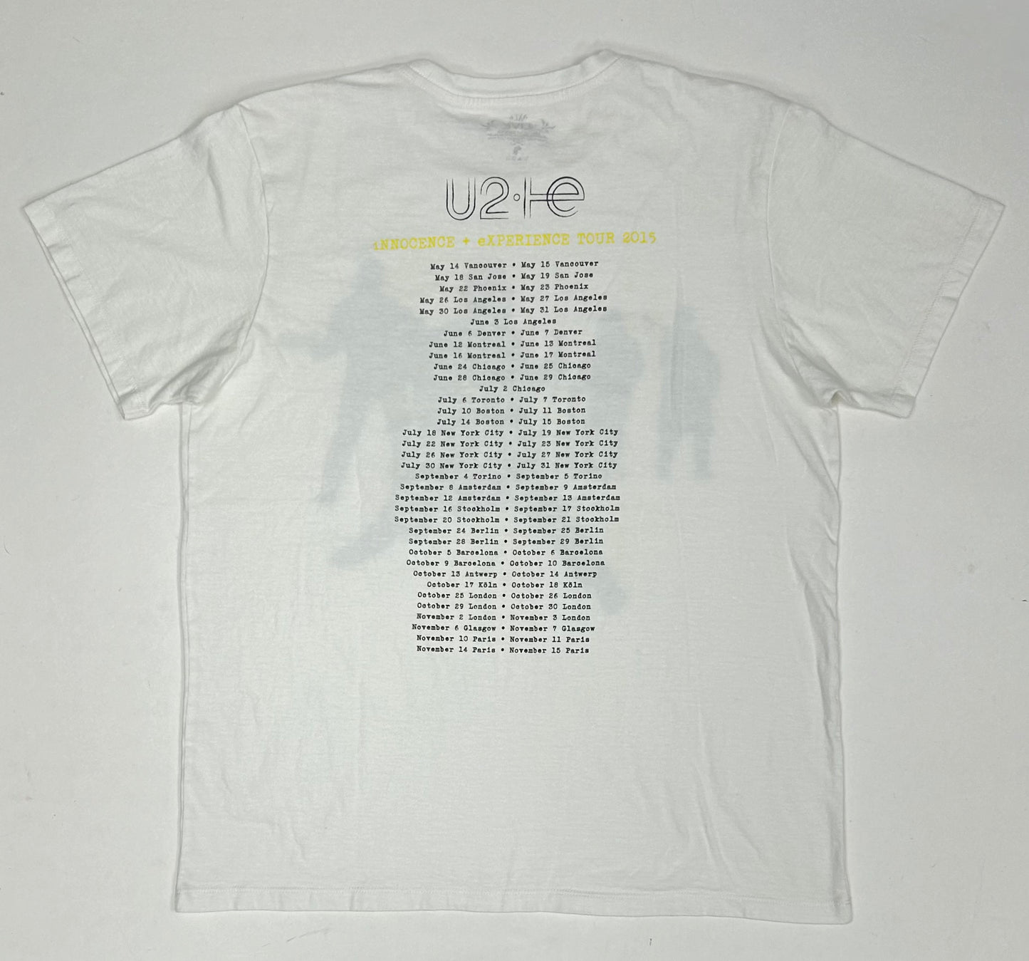 U2 Innocence Experience Tour 2015 Fits Large 21.75x28.25 Inches T-Shirt White