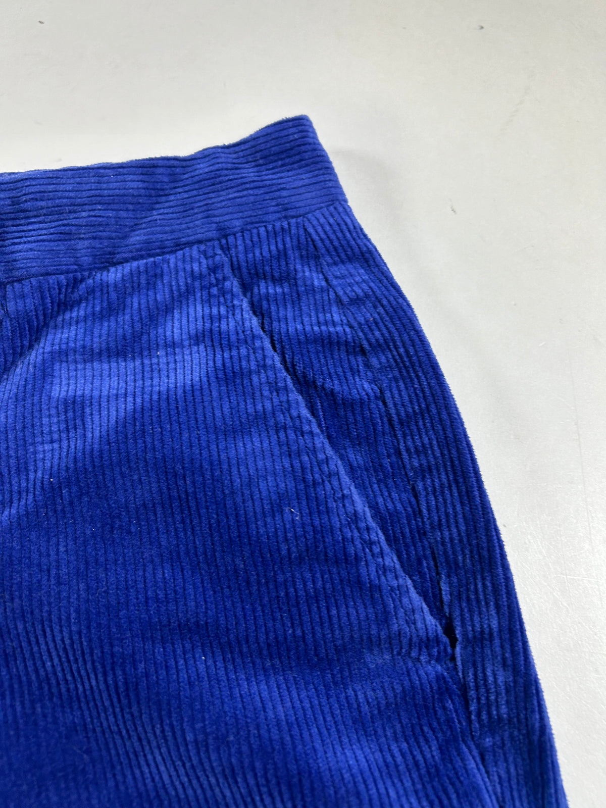 Vineyard Vines Corduroy Slim Stretch Breaker Pants 34x32 Royal Blue Preppy 2015 About 18x42 Inches