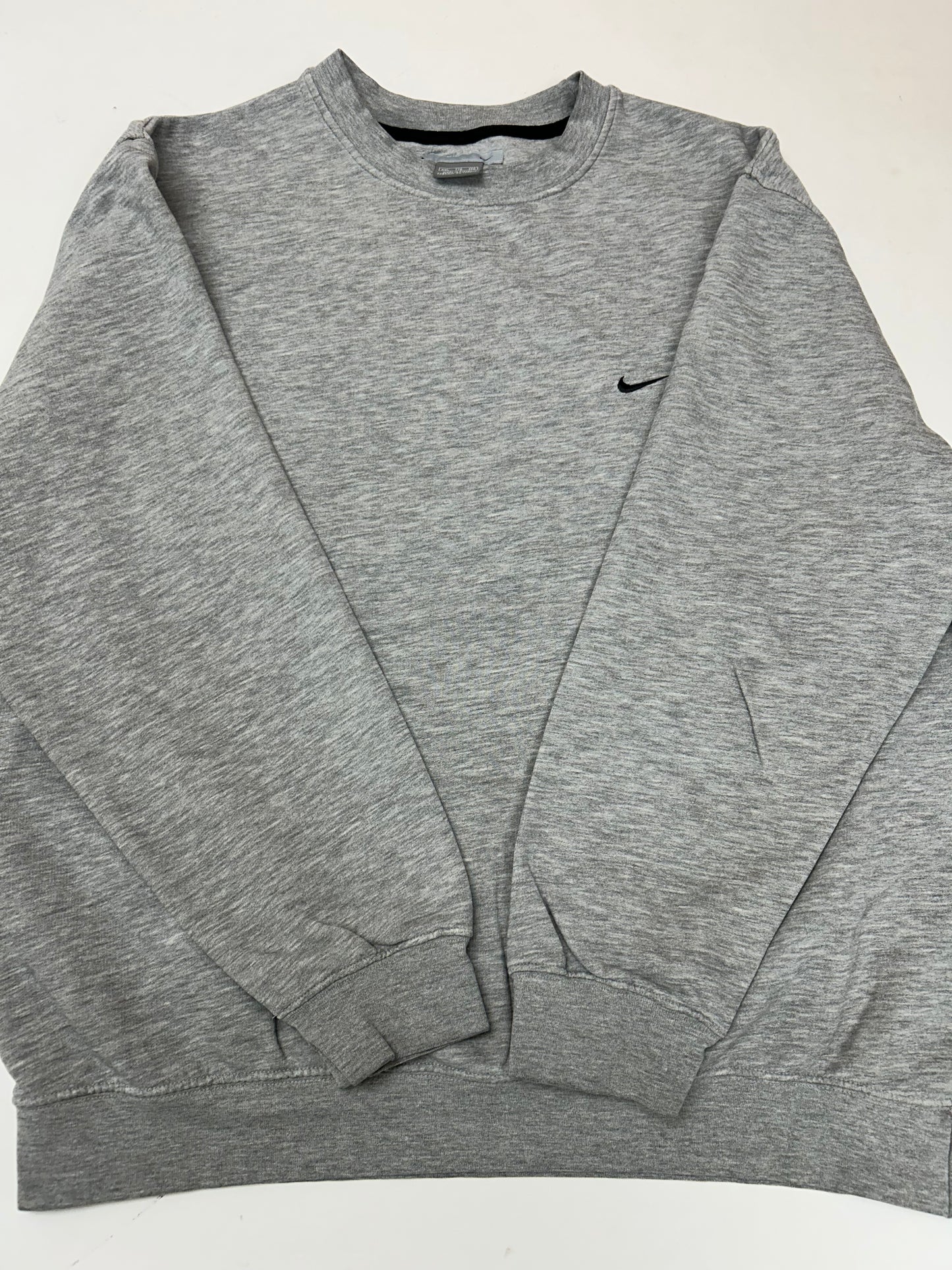 Vintage 00s Nike Swoosh Embroidered Chest Logo Essential Crewneck Sweatshirt 2XL/XL Fit 27.5x29.75 Has Small Flaw On Side As Is