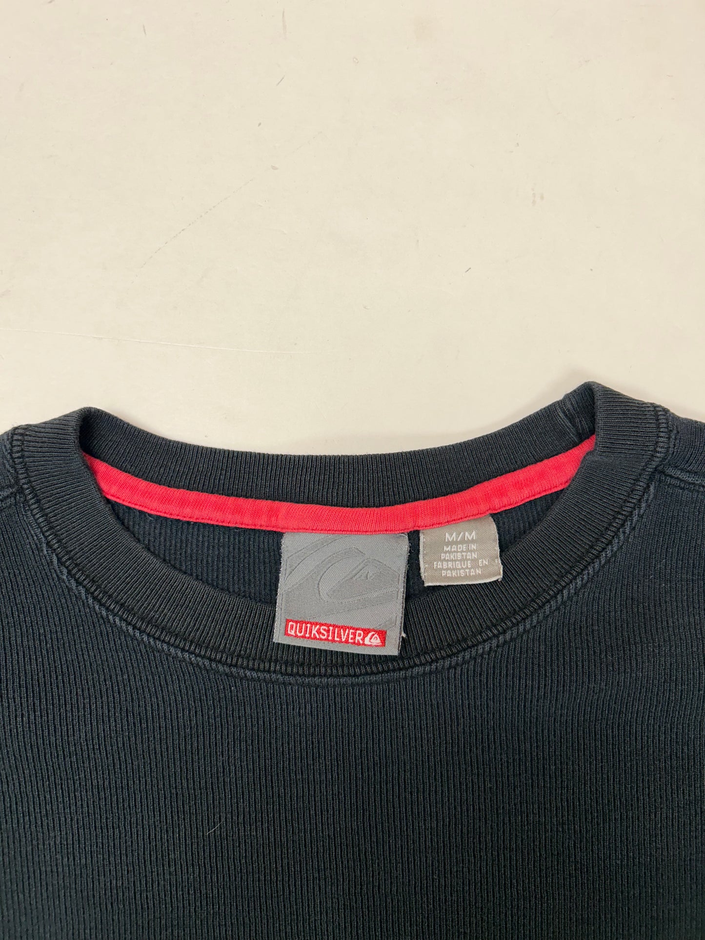 Vintage Quiksilver Thermal Long Sleeve Shirt Medium/Large Fit 24.25x27.5 Inches