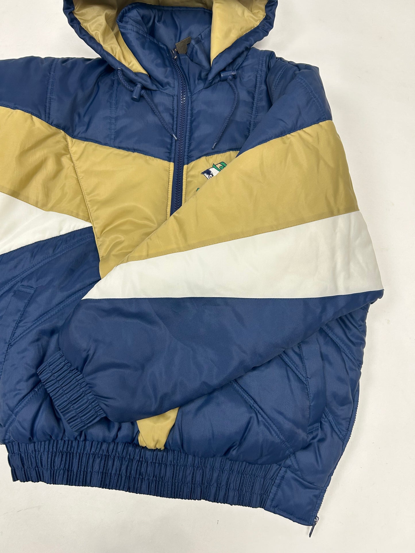 Vintage Notre Dame Fighting Irish Puffer Jacket 1/4 Zip Medium/Large Fit 26.75x29.5 Inches Pro Player 90s