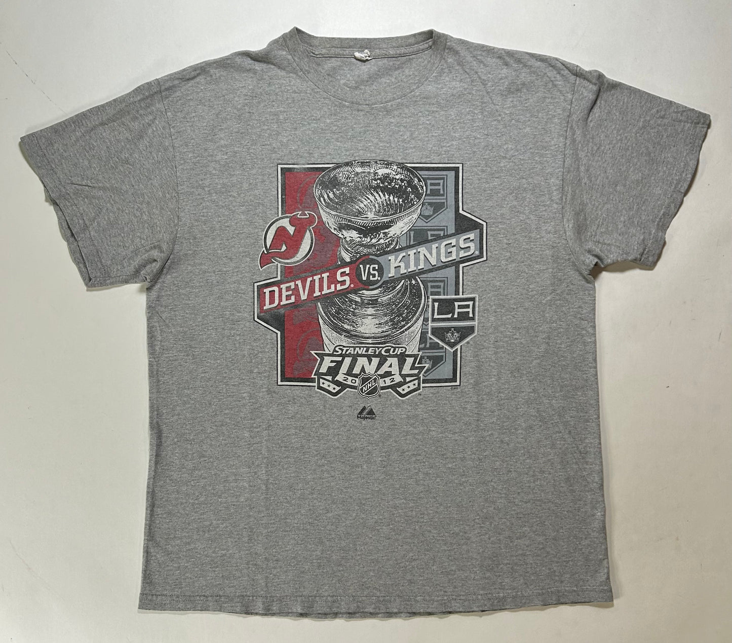Majestic 2012 NHL Stanley Cup Matchup New Jersey Devils Vs. Los Angeles Kings Tee XL 23x29.25 Inches As Is