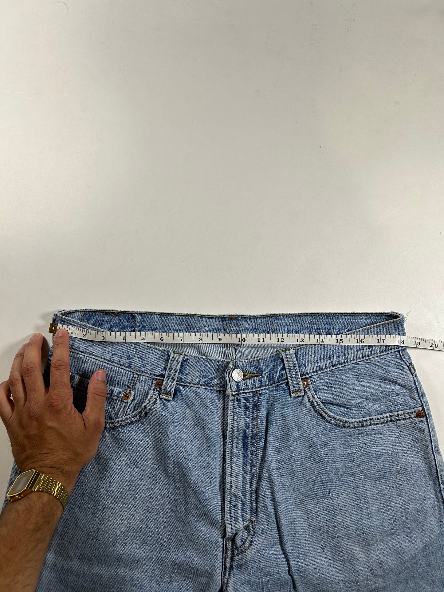 Vintage Levi's 550 Denim Blue Jean Shorts Relaxed Fit 36 18.25x23 Inches Cotton Lesotho