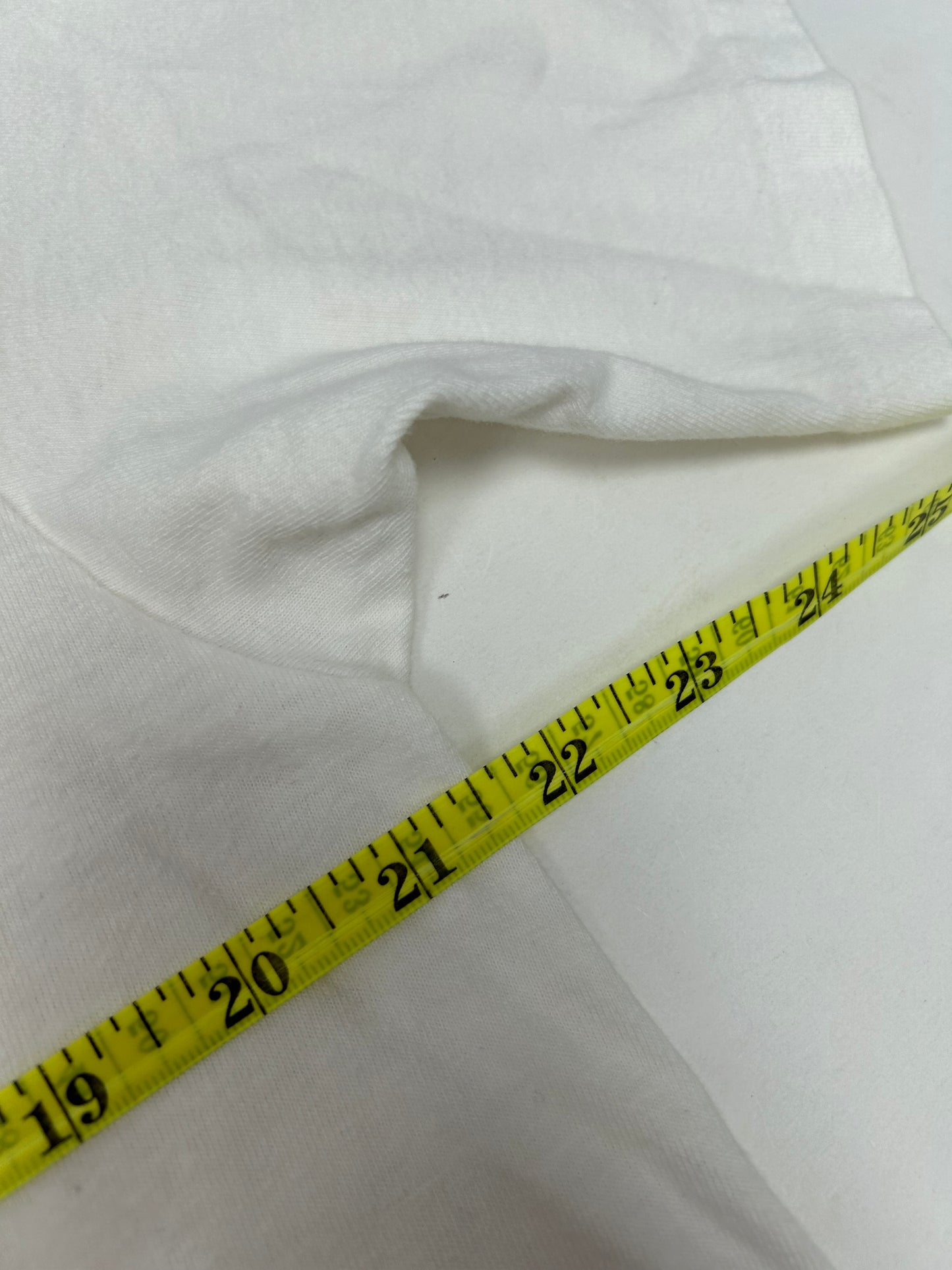 Vintage Crazy Shirts Hawaii Kauai Beach Essentials Graphic Shirt Large 21.5x28