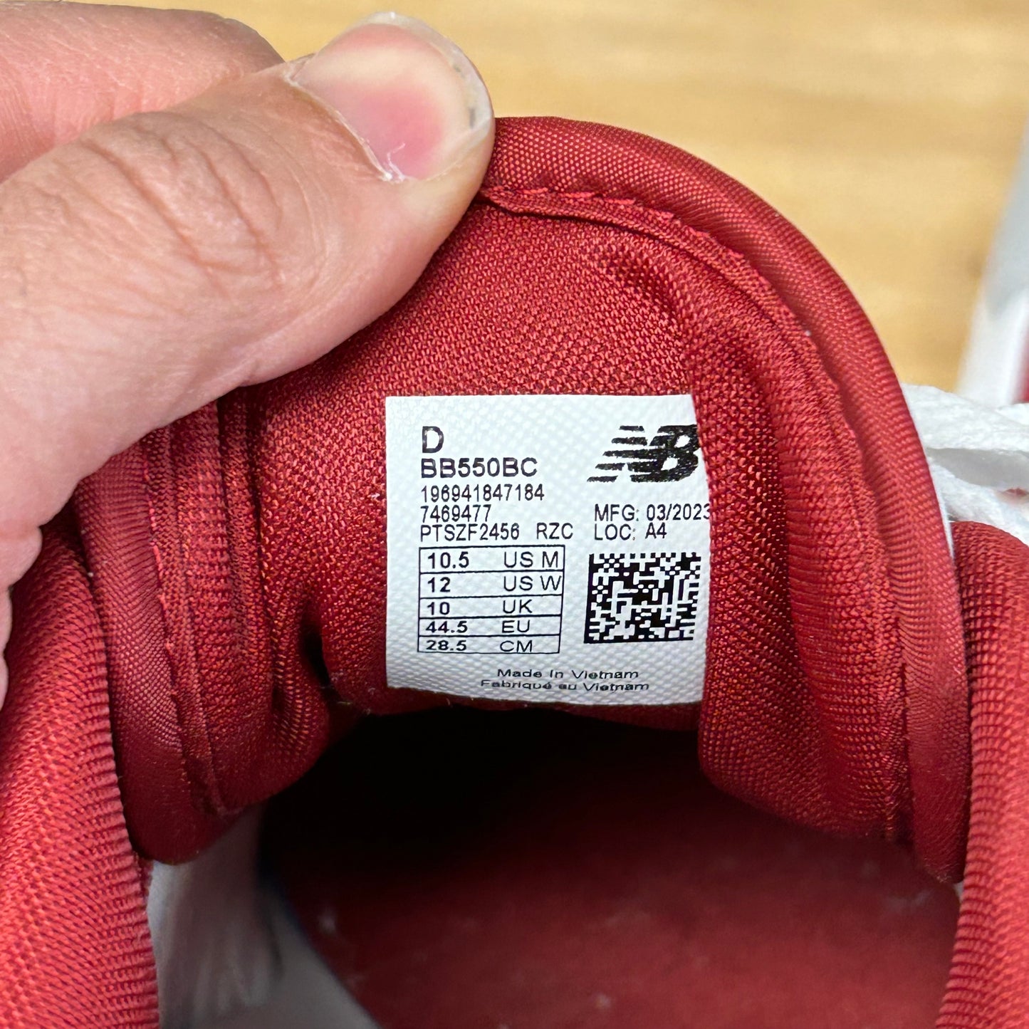 New Balance 550 Boston College Eagles White Red Shoes US Men’s 10.5 Women’s 12