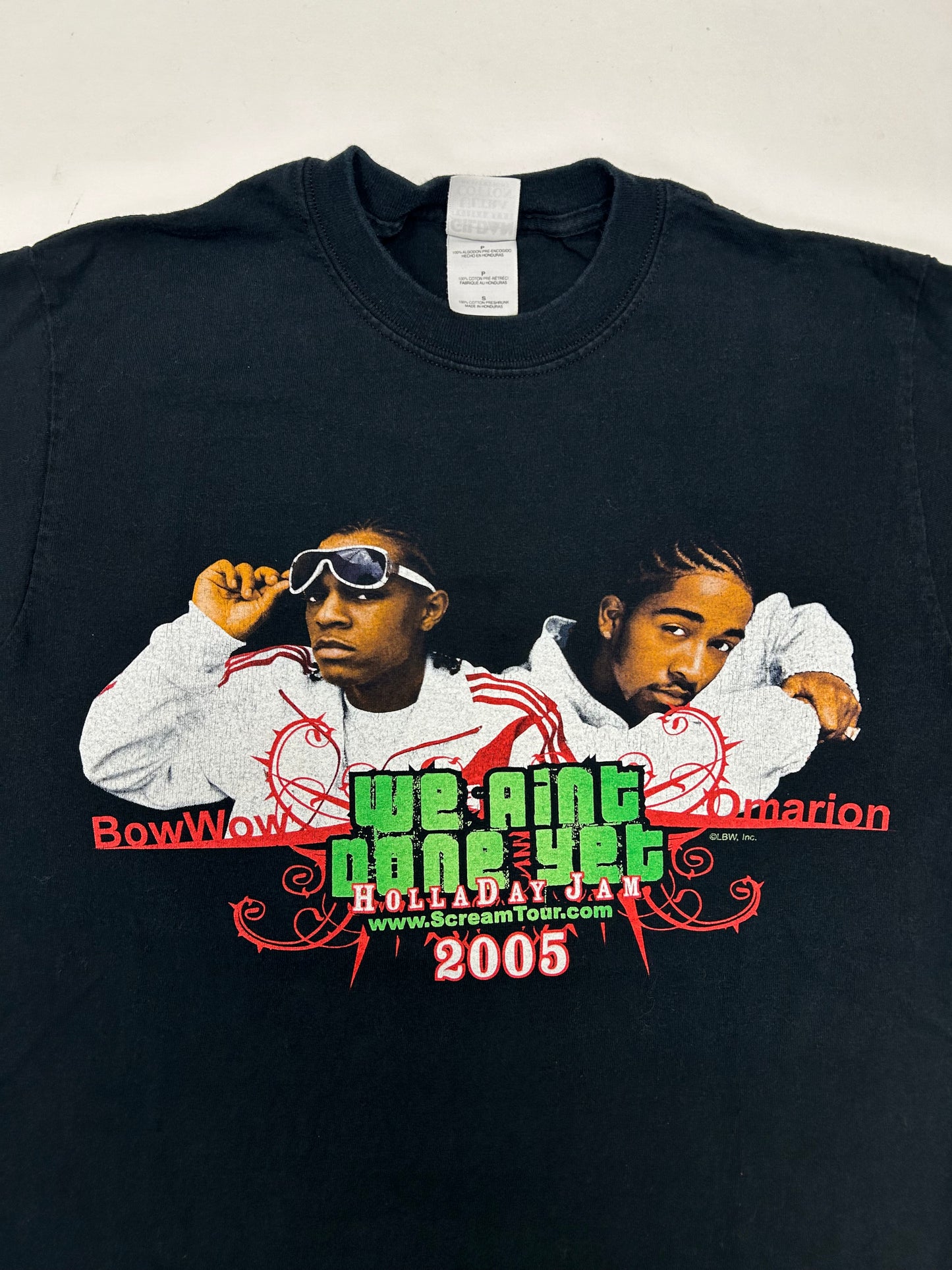 2005 HollaDay Jam Bow Wow Omarion We Ain't Done Yet T-Shirt Music Tour Small