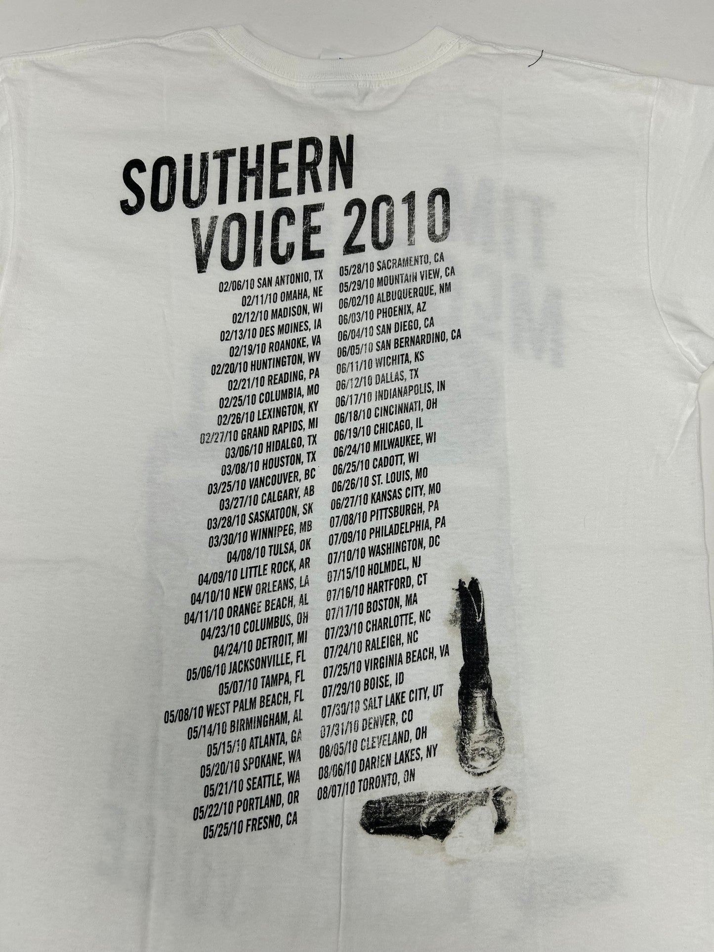 2010 Tim McGraw Southern Voice Tour Tee Country Music Shirt Medium 20.25x29 Inches