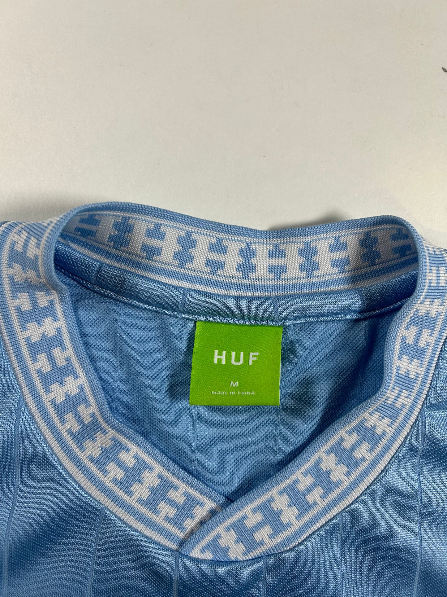 HUF WorldWide Celebrates 20 Years Soccer Jersey Tee Medium 21.5x28.75 Inches Blue Skateboarding