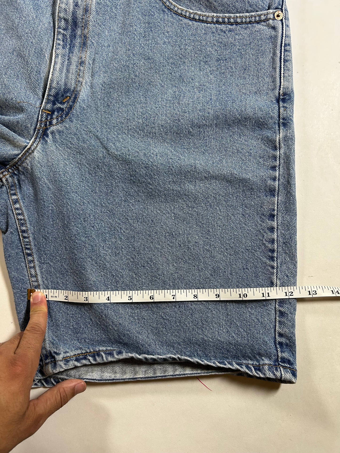 Vintage Levi's 550 USA Denim Blue Jean Shorts Relaxed Fit 36 18.5x21.75 Inches 100% Cotton