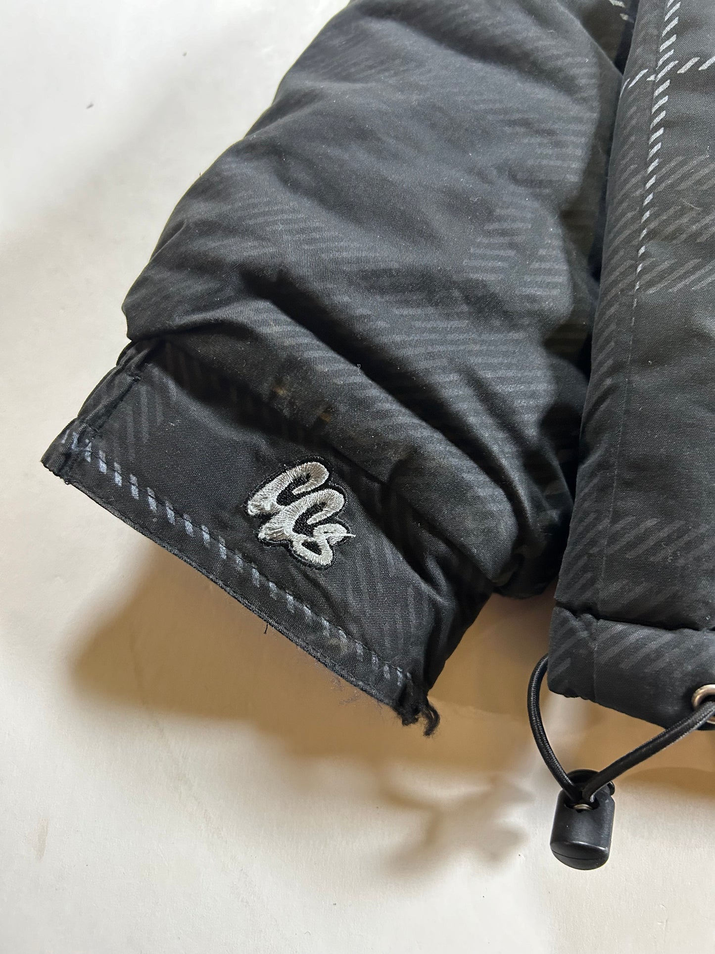 Vintage CCS Skate Catalog Winter Puffer Reversible Jacket Snowboard Skateboard Medium 26x28 Inches