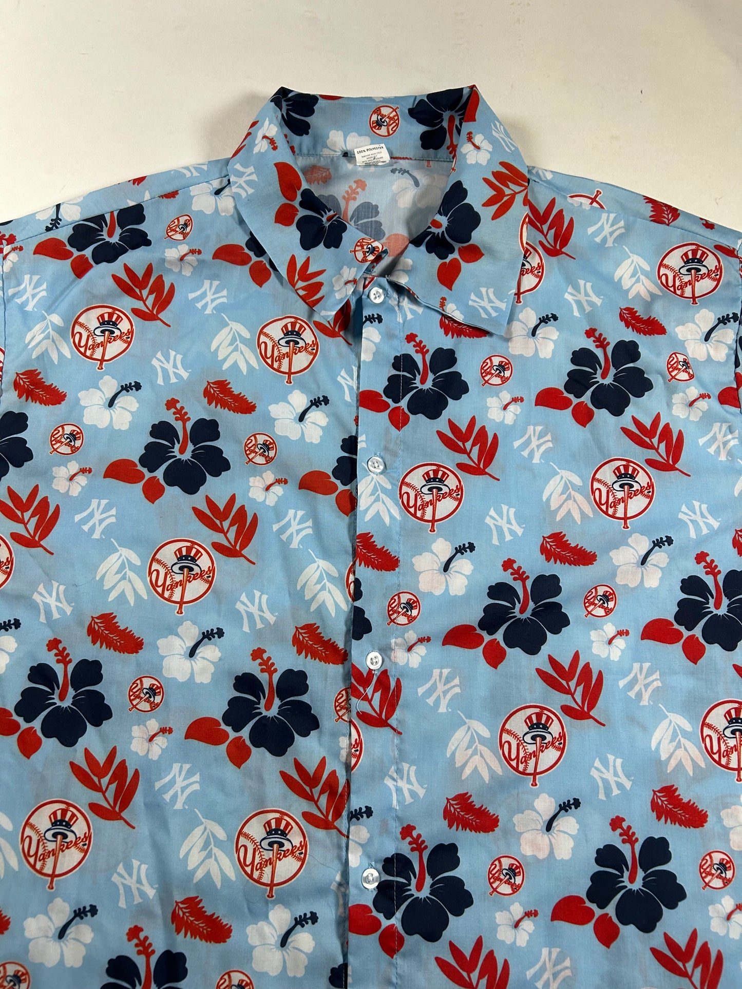 New York YankeesShort Sleeve Hawaiian Aloha Shirt Men's XL MLB Baseball