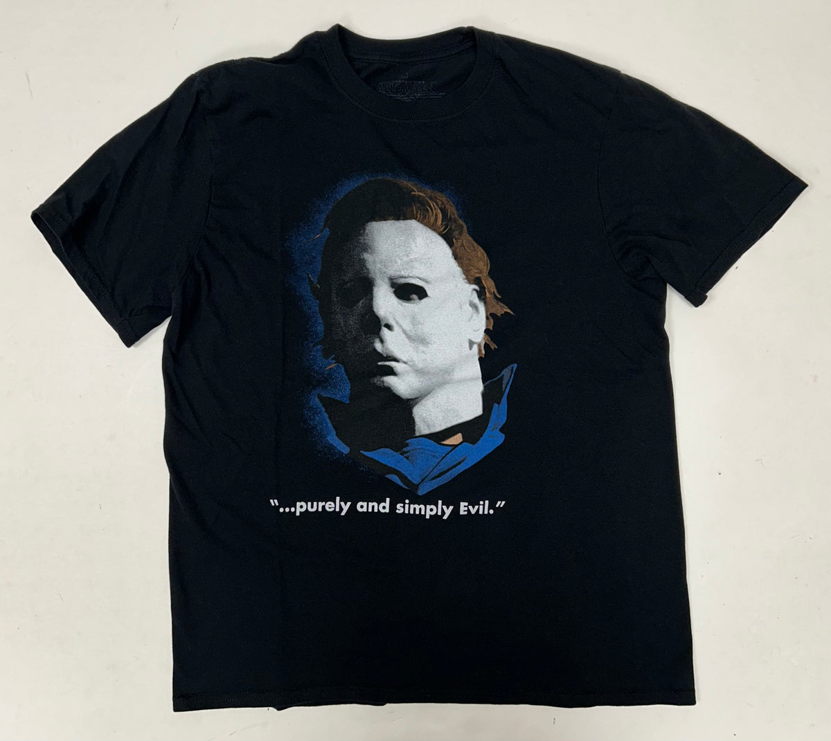 Halloween Horror Nights Michael Myers Purely Simply Evil Horror Tee Medium 19.5x25.75 Inches 2023