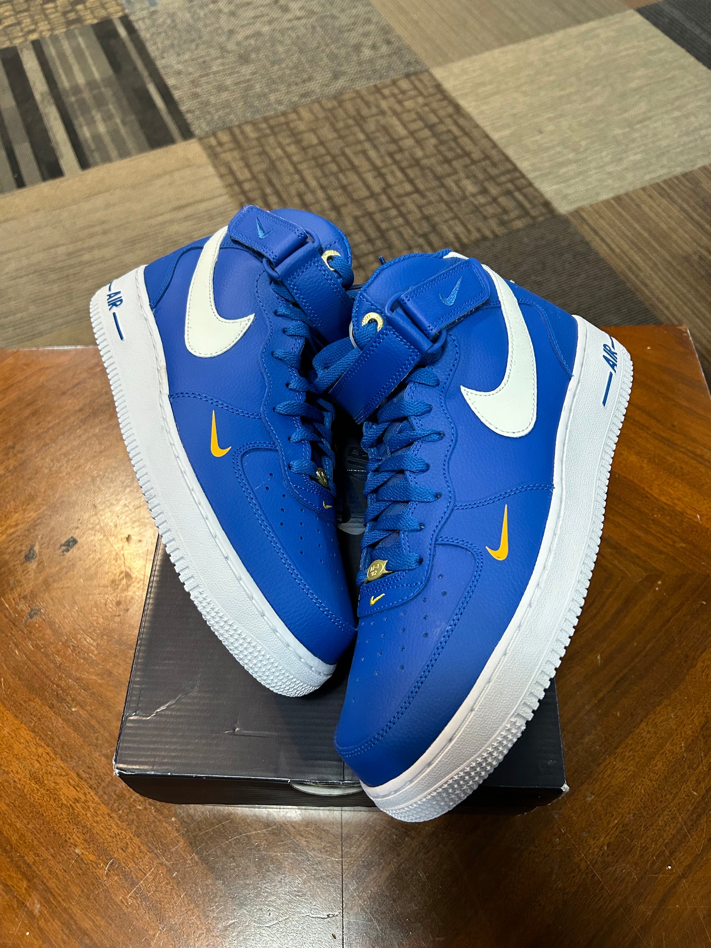 2022 Nike Air Force 1 '07 LV8 Mid 40th Anniversary Blue Jay Size 11 Brand New With Box