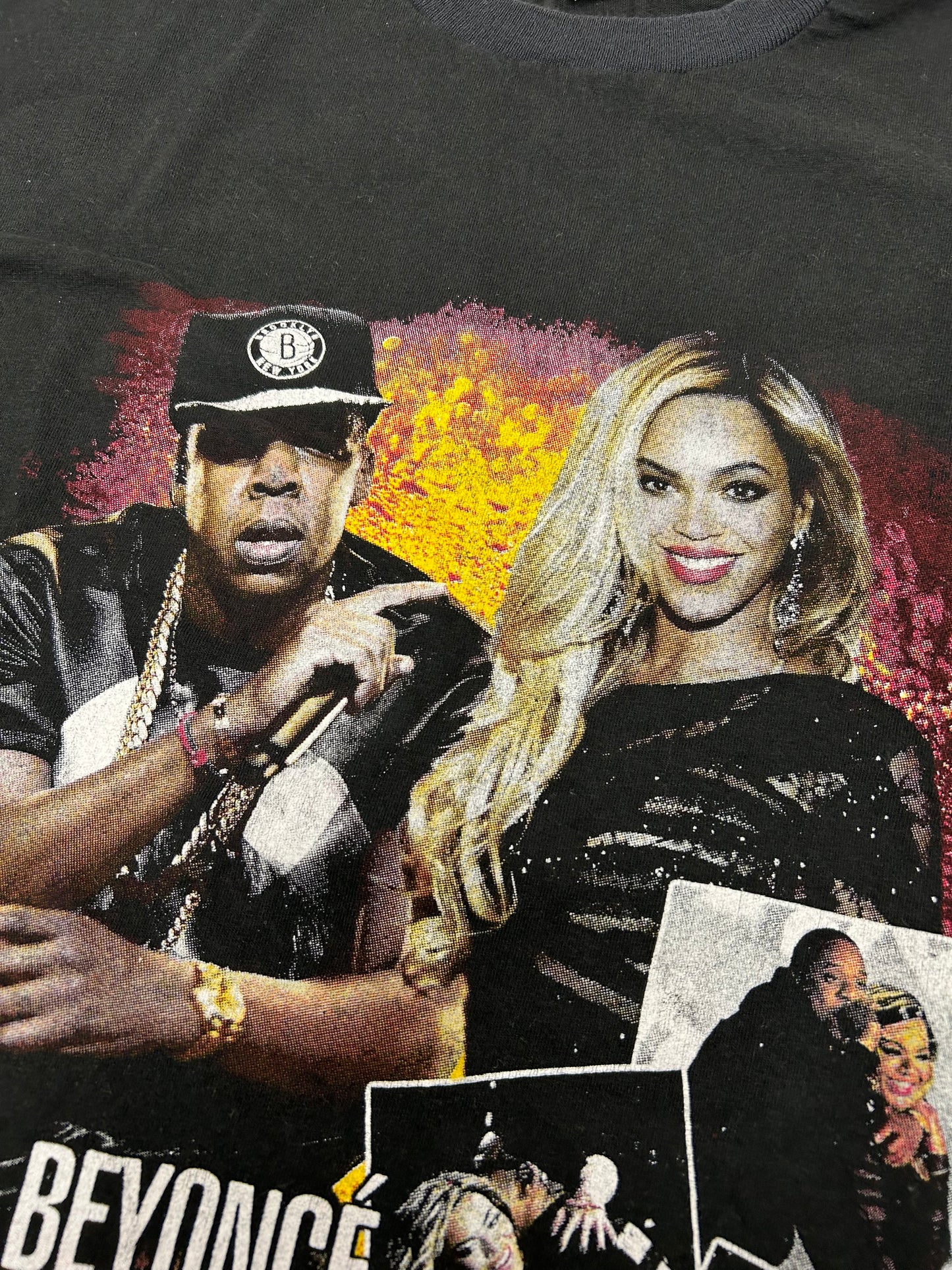 2014 Jay-Z & Beyoncé On The Run Tour Rap Parking Lot Tee Large 21.25x28.25 Inches