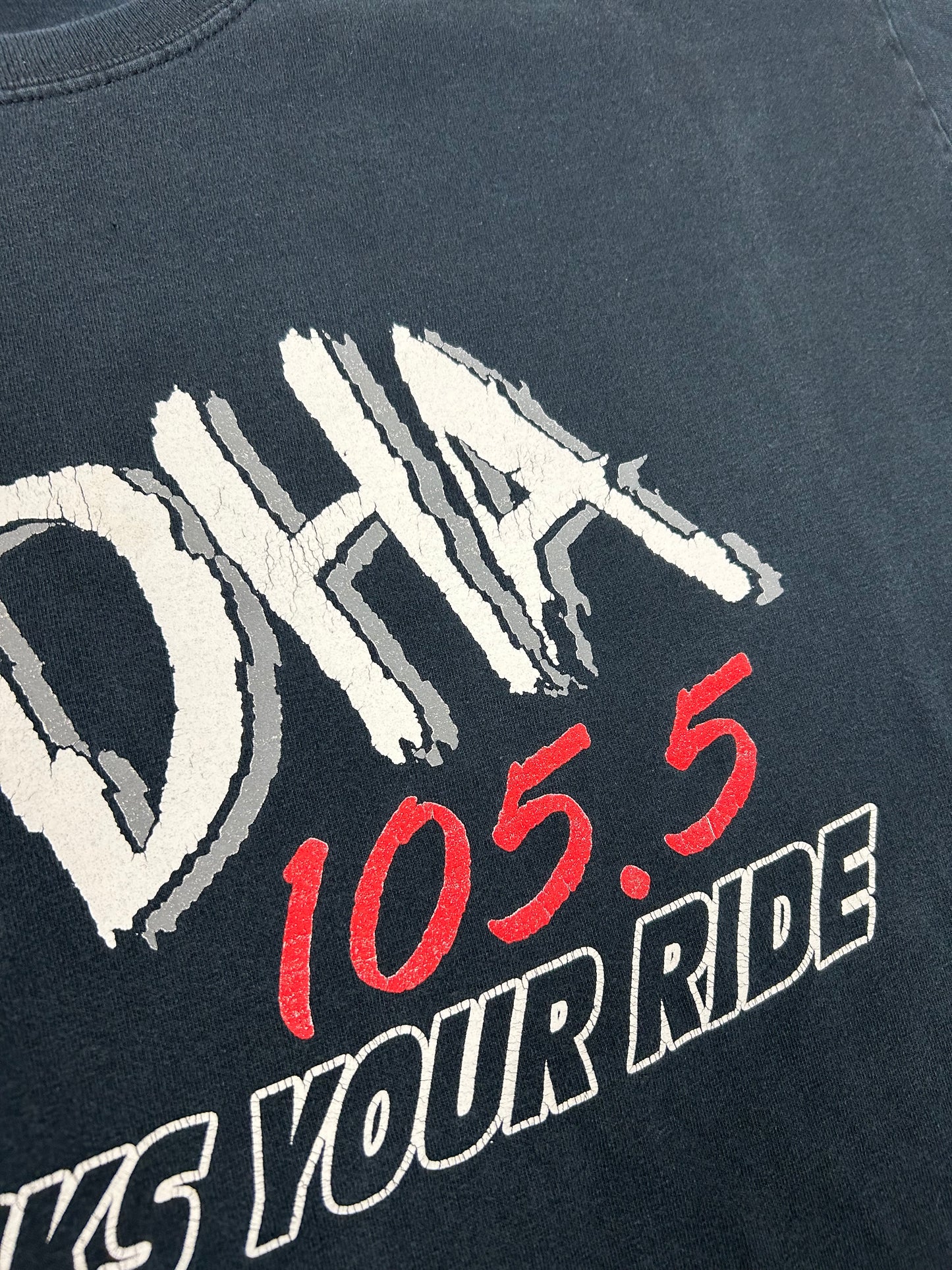 Vintage 00s WDHA 105.5 Rocks Your Ride Driven By Dover Nielsen Automotive Group Promo Tee XL