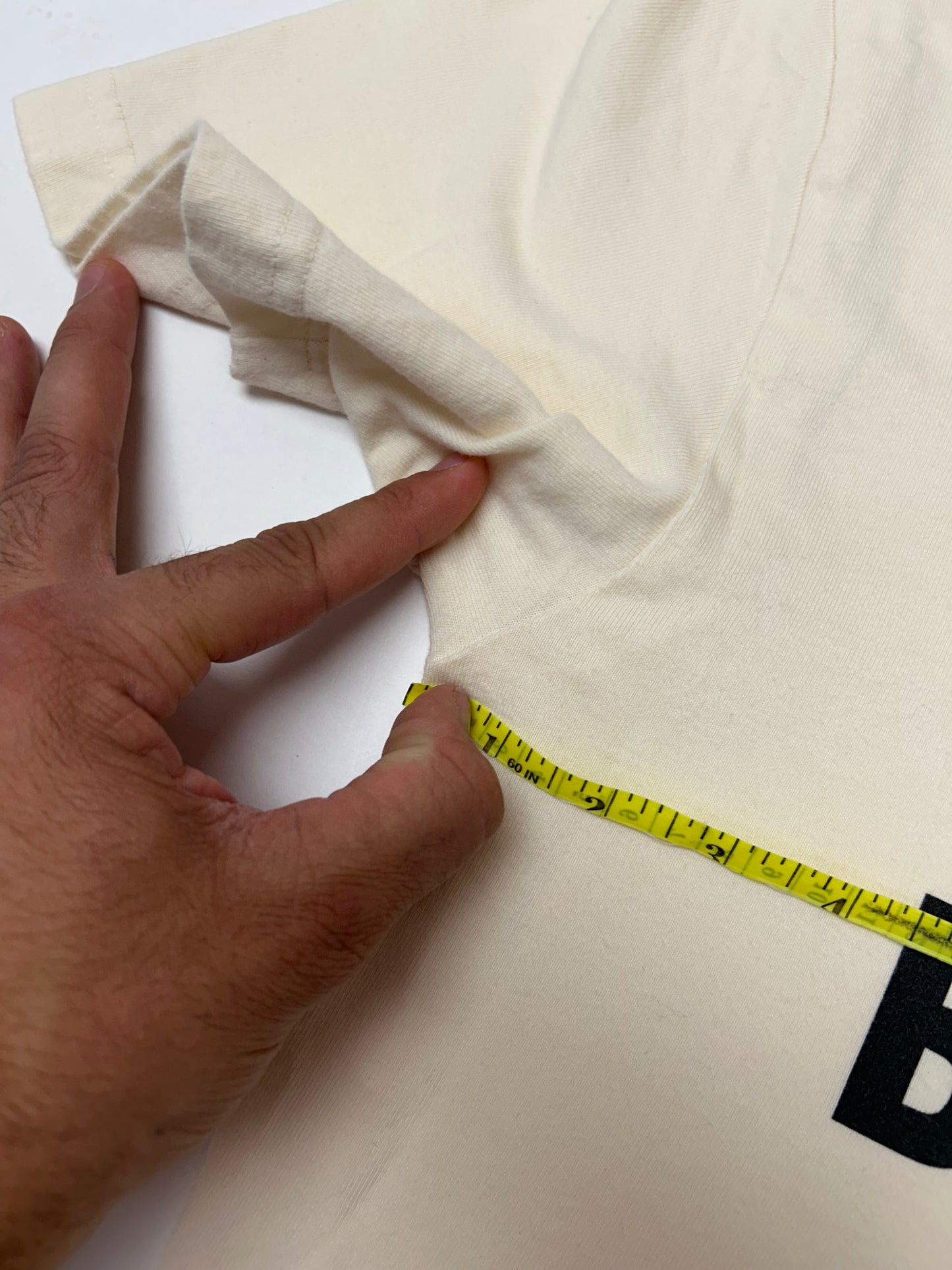 Mitchell & Ness Hardwood Classic Team Issued New York Knicks NBA Tee Medium 21x28.75 Inches