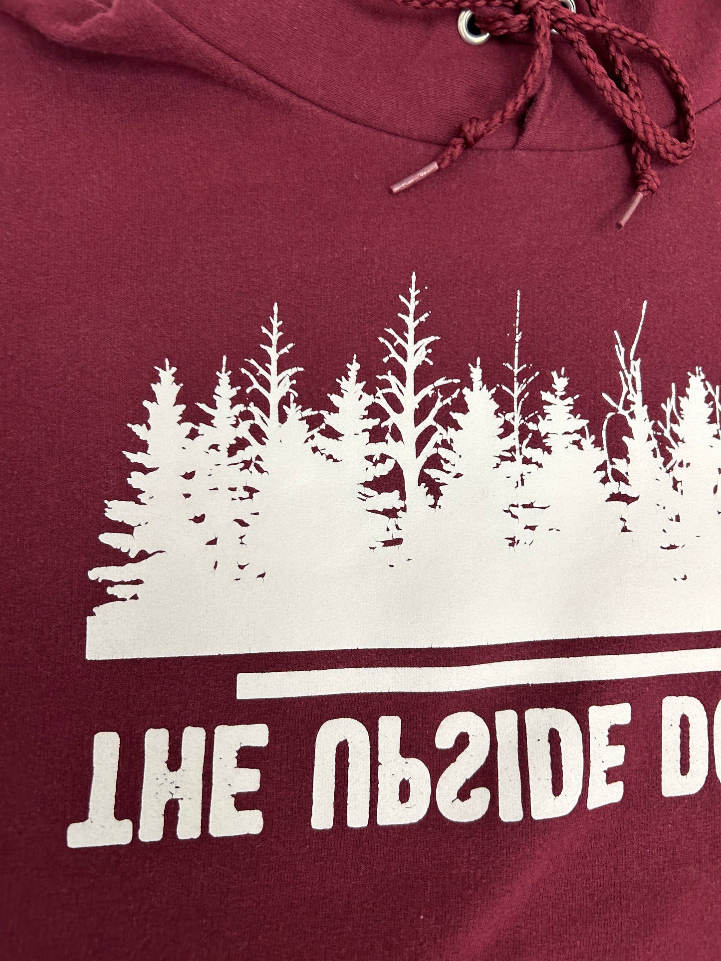 Stranger Things The Upside Down World Hooded Sweatshirt Medium/Small 20x26 Inches