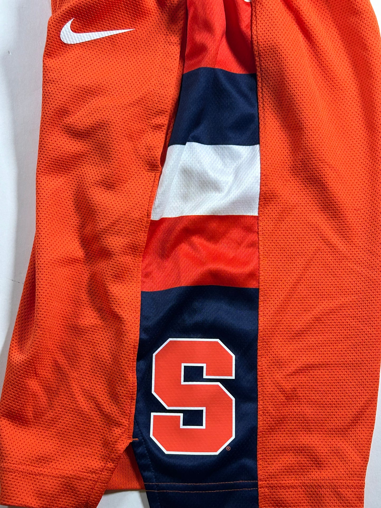 Syracuse Orange Shorts Orange NCAA Basketball Nike Dri Fit Orangemen Medium 13.25x21/22 Iniches
