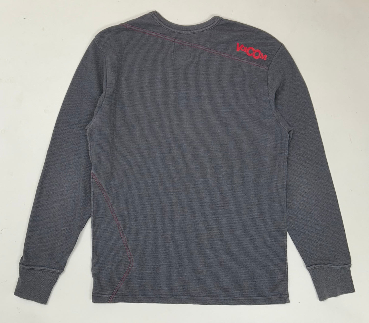 Vintage 00s Volcom Stone Thermal Long Sleeve Chest Logo Shirt Medium/Large Fit 21x28.25 Inches Gray