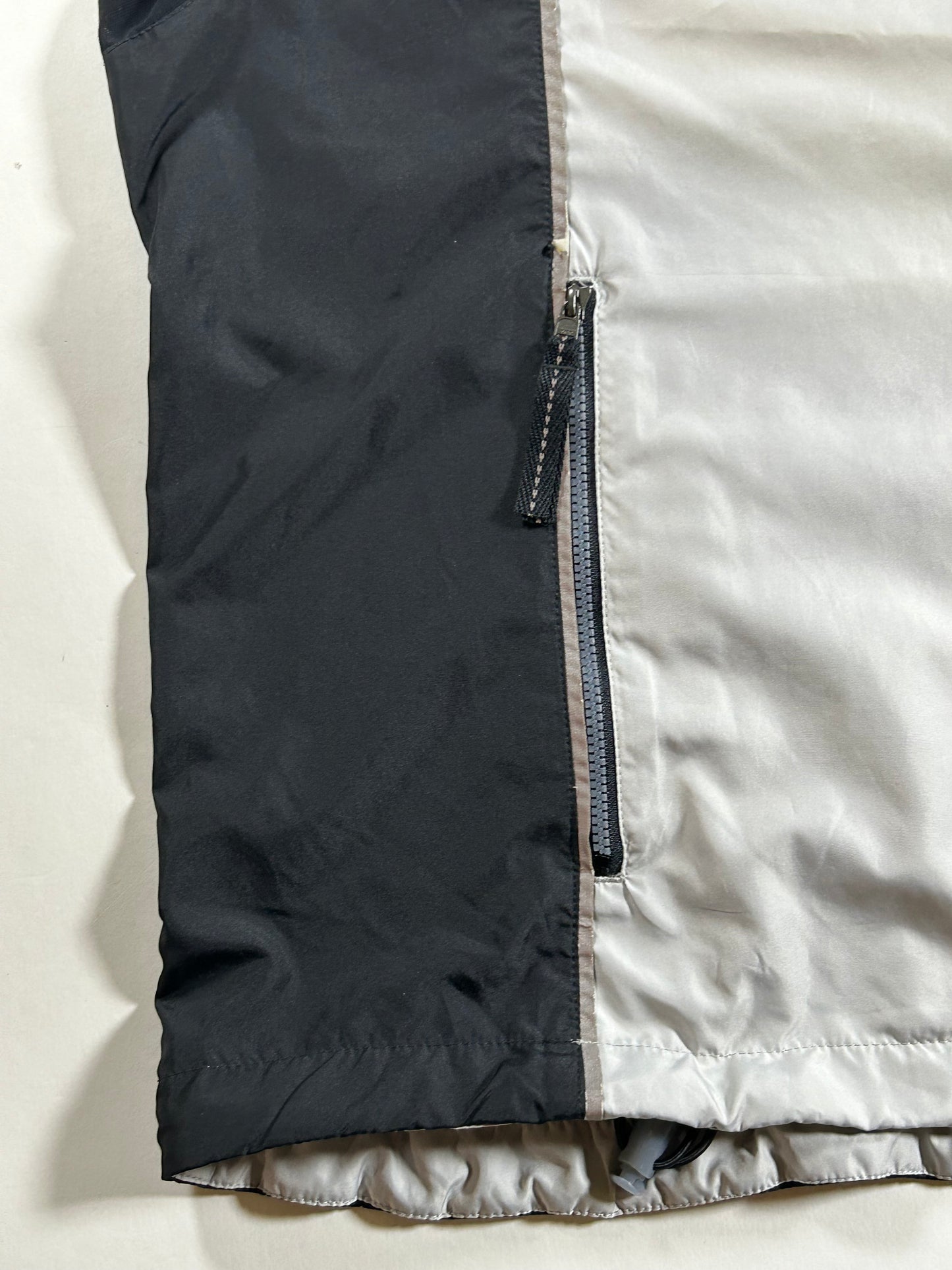 Vintage 90s Nike Winter X Games Volunteer Vest Jacket Full Zip 3M XL/L Fit 24.75x29.5 Inches