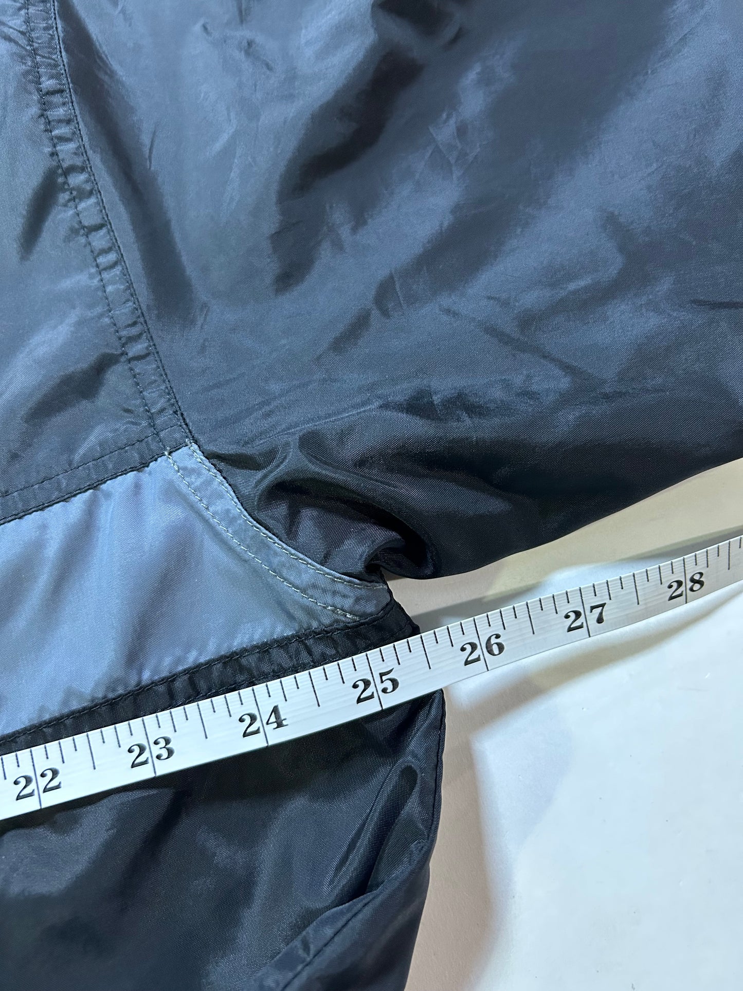 Vintage Fila 1/2 Zip Pullover Windbreaker Jacket Tagged Medium Can Fit Large 25.5x27.25 Inches