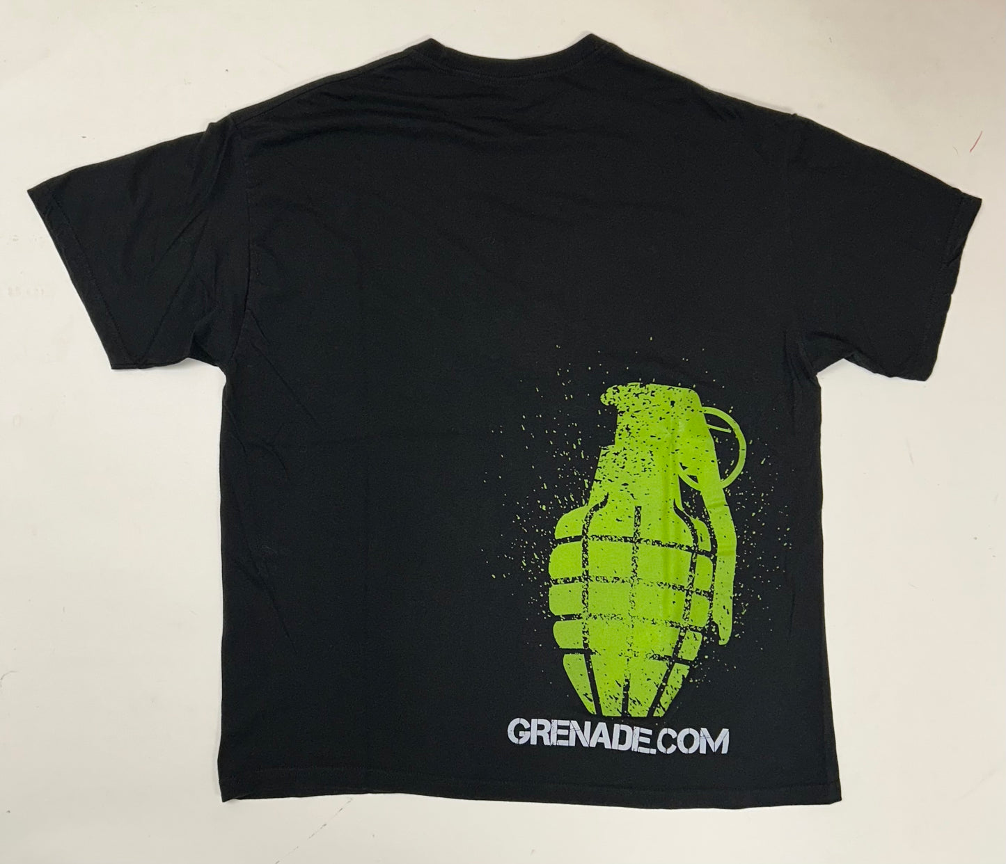 Grenade Arm Yourself Snowboarding Brand Tee XL 23.5x28.75 Inches
