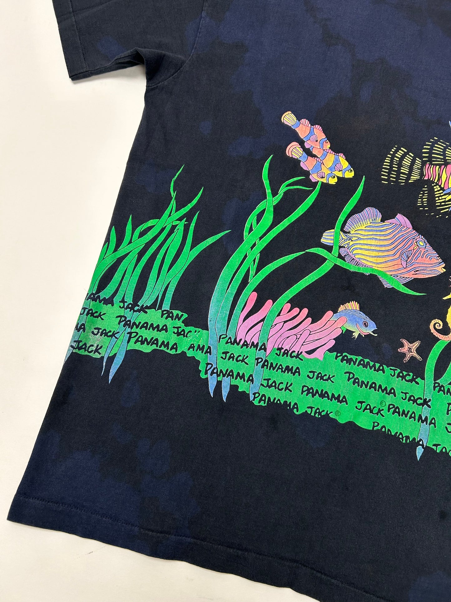 Vintage Panama Jack AOP Fish Tee XL 23.25x31.75 Inches