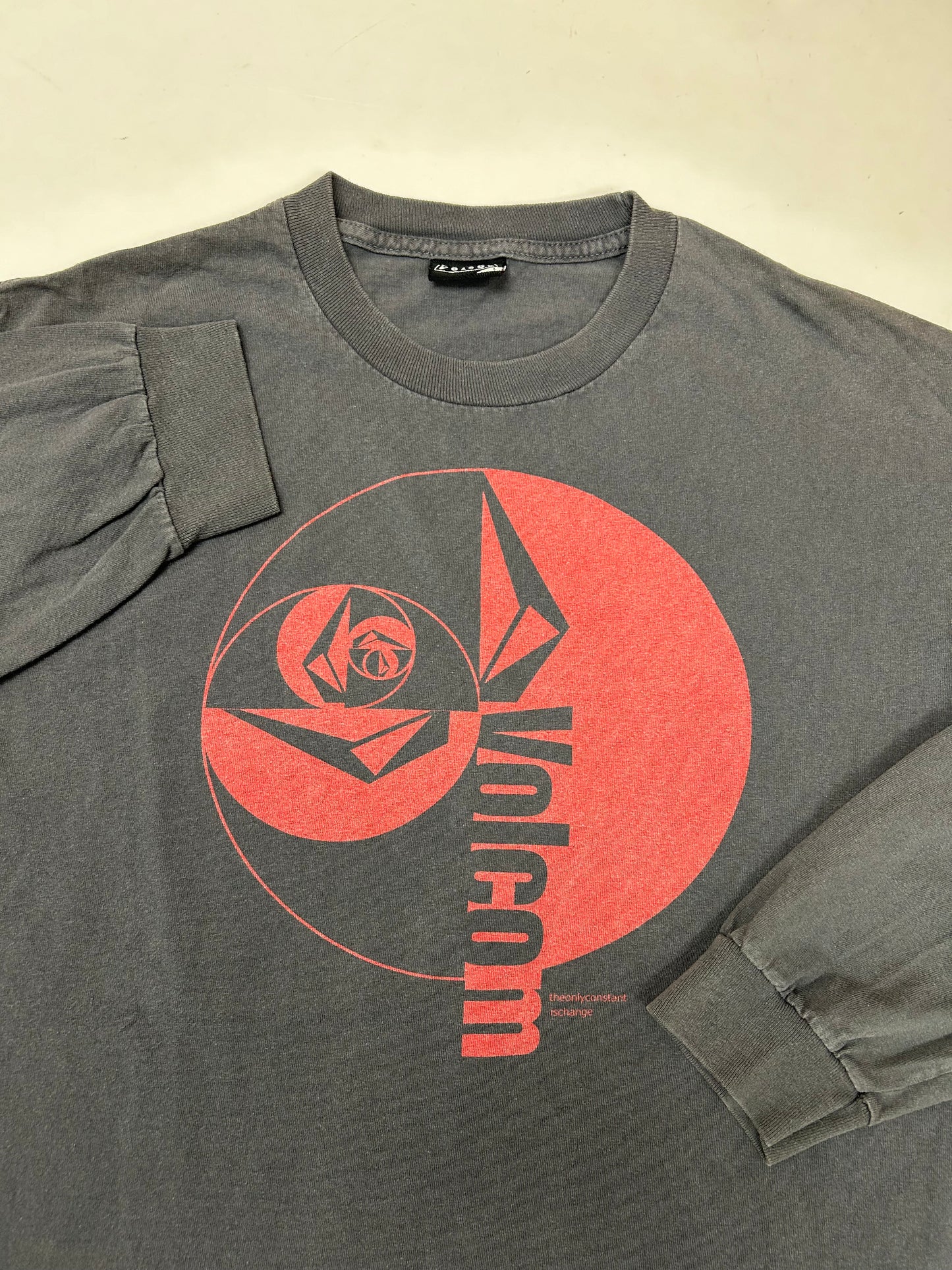 Vintage 00s Volcom Stone Long Sleeve Tee Gray Large 21.5x29.75 Inches
