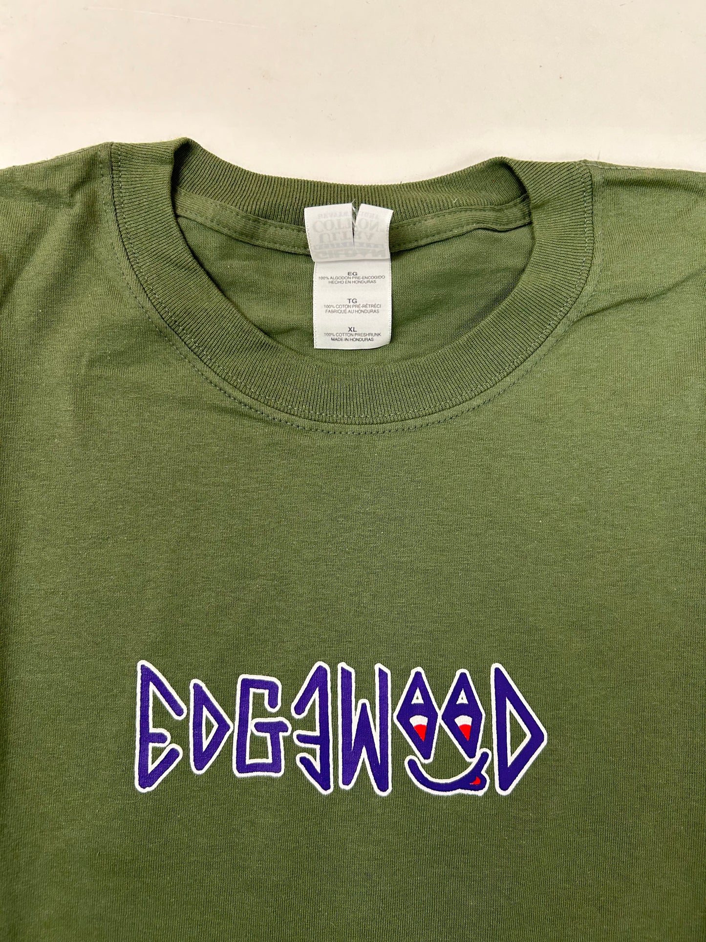 Edgewood NJ first edition “Deeper Than The Roots.” Tee XL 24.25x29 Inches 00s Gildan 100% Cotton Honduras Olive Green