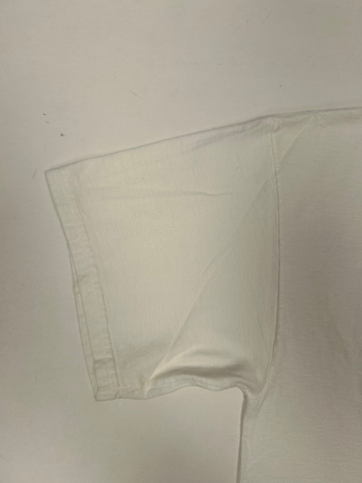 Vintage 1999 *NSYNC Justin Timberlake Big Face Graphic Boy Band Music Tee Tultex Large 21.5x29.25 Inches White