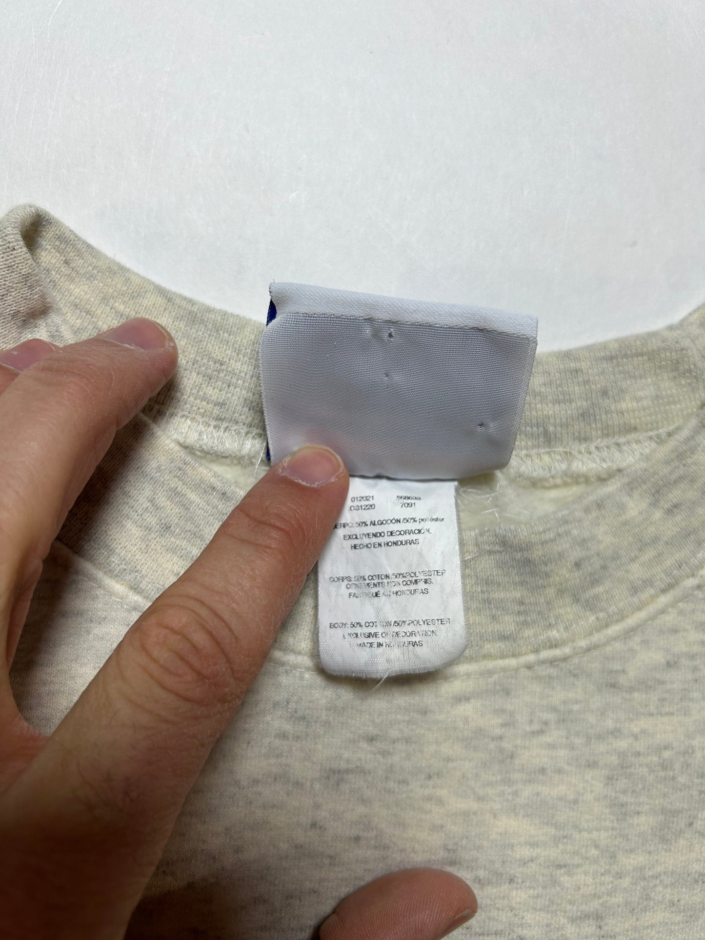 Champion Drew University College Pullover Crewneck Sweatshirt Large/Medium 23.5x27.5 Inches